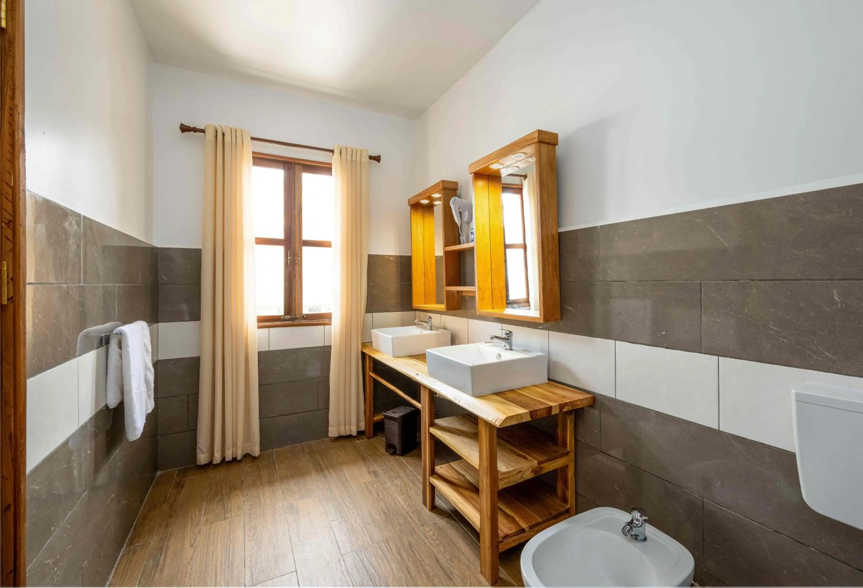 Deluxe Double Room with Balcony and Sea View in Black Stone Beach Resort