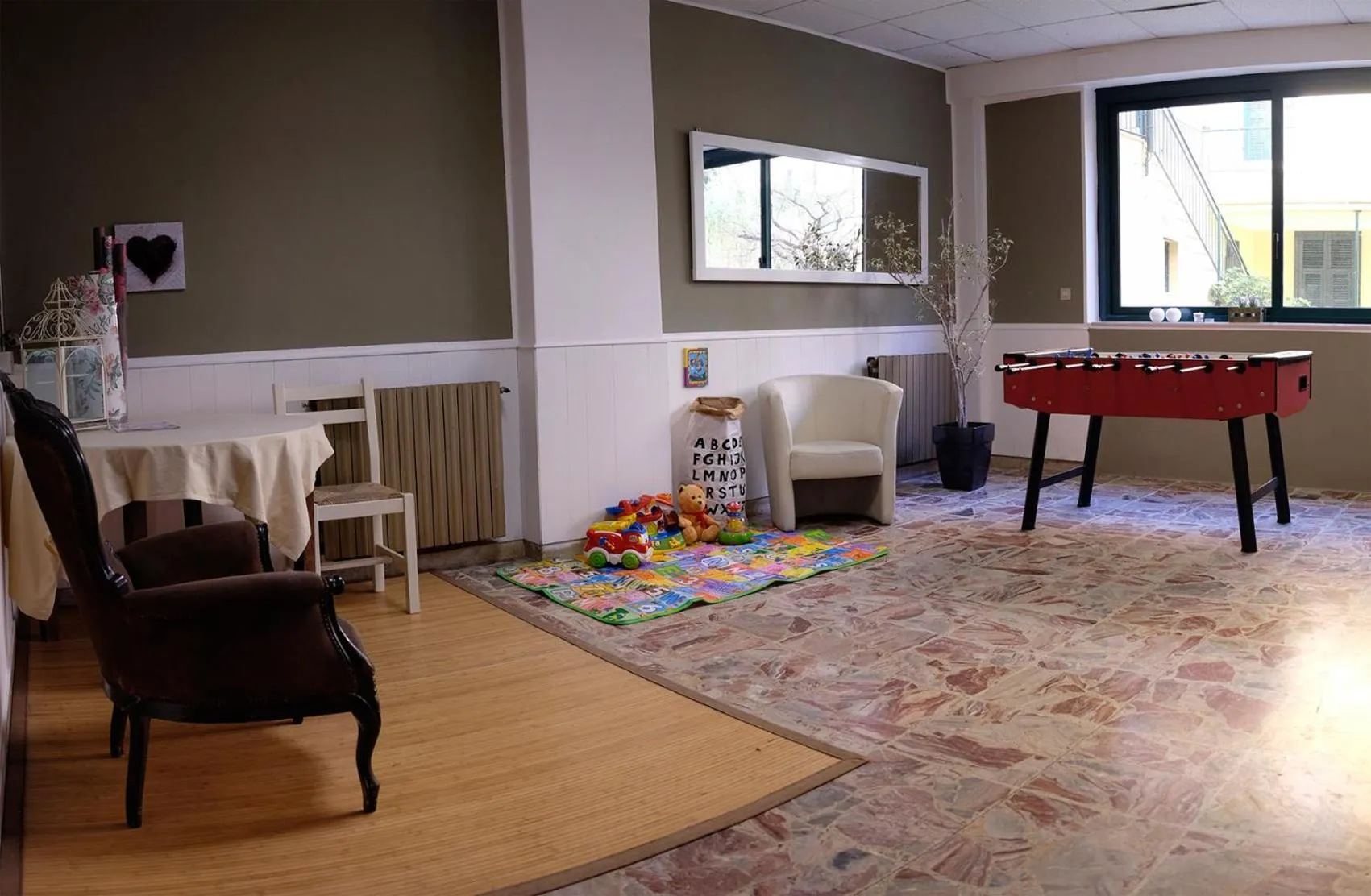 Game Room in Residence Perla