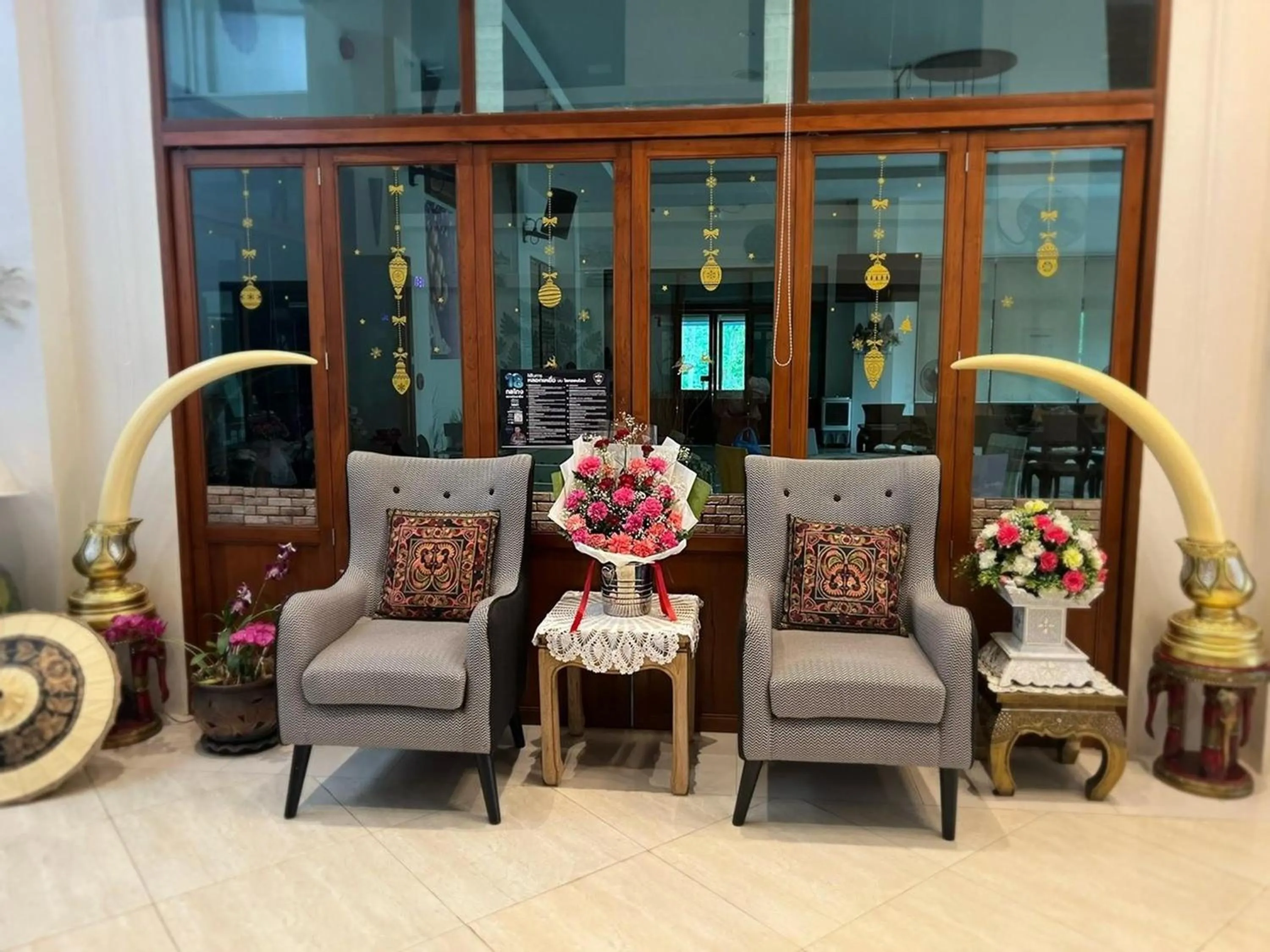 Seating area in Kokhaburi Hotel