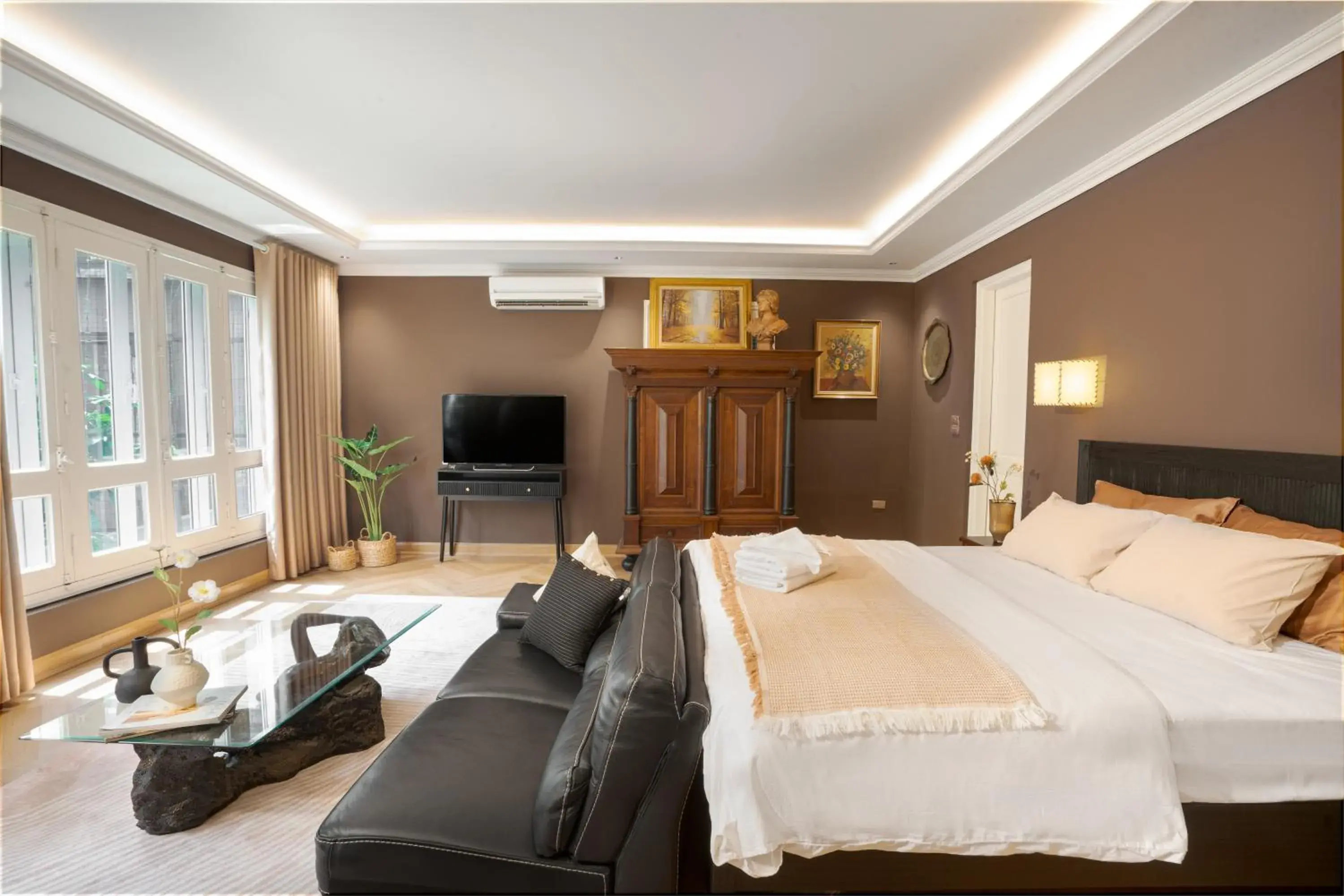 King Room with Pool View - single occupancy in Éclectique Hanoi Homestay King Room with Pool View - single occupancy in Éclectique Hanoi Homestay