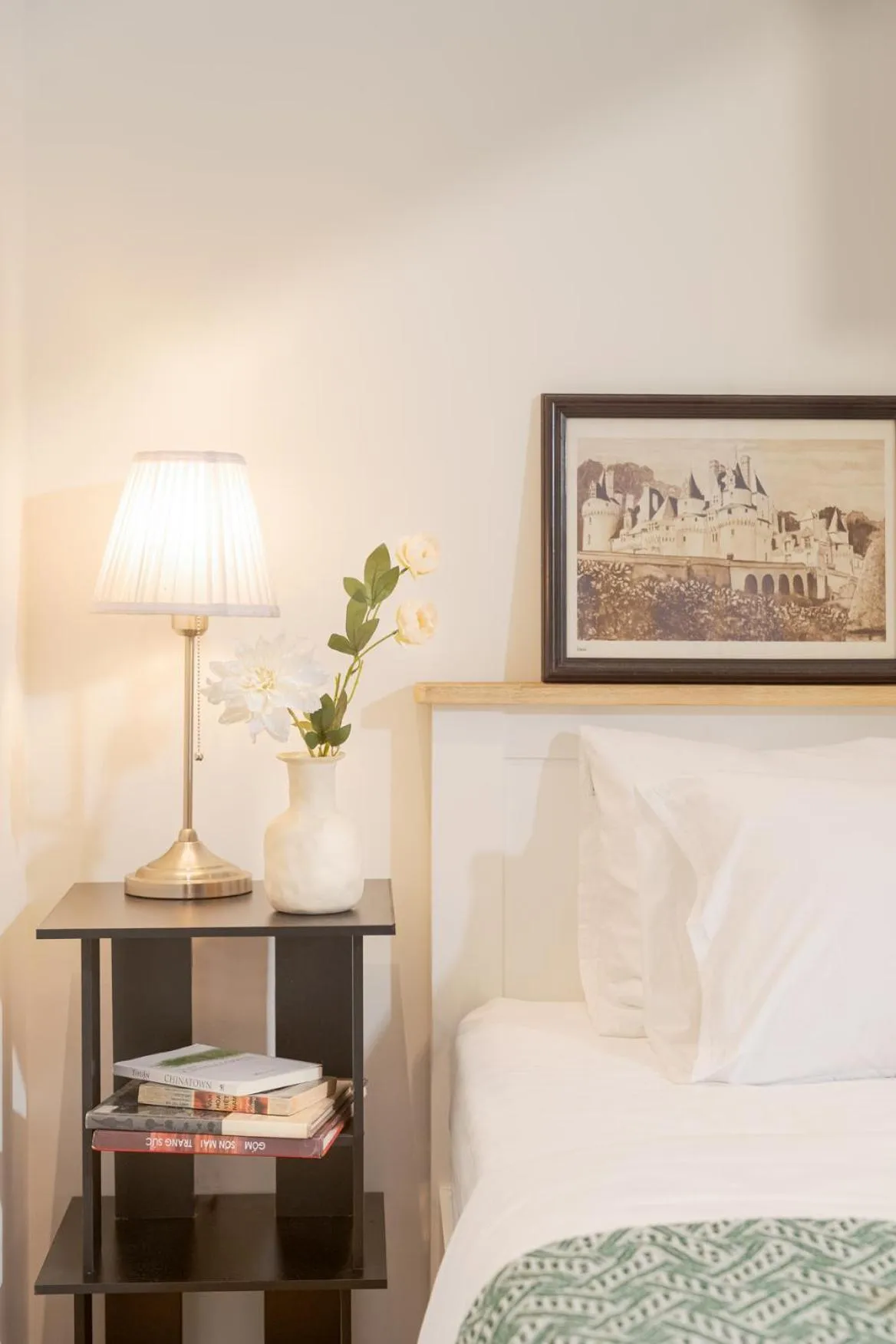 Bed in Éclectique Hanoi Homestay