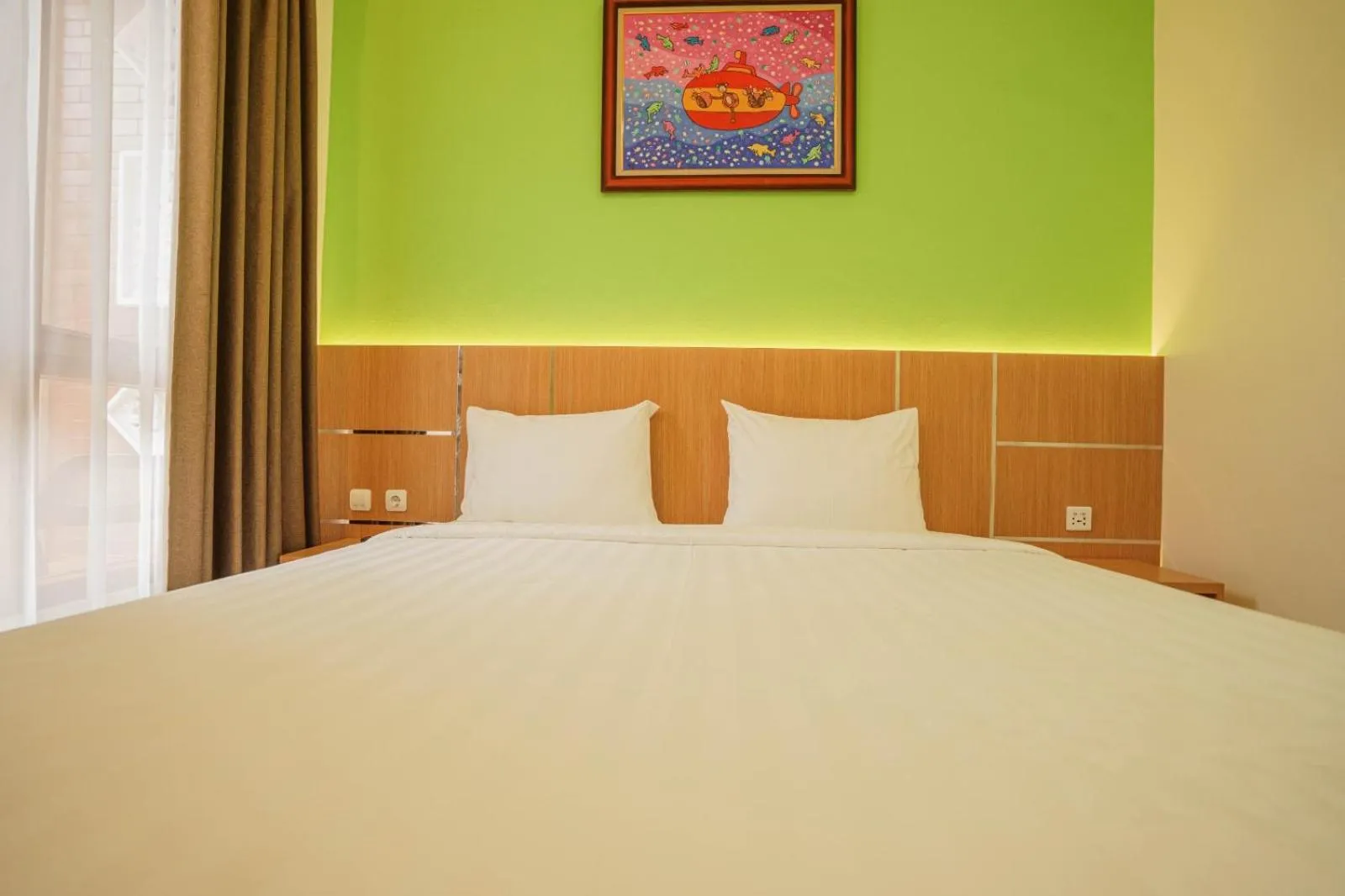 Bed in The Cabin Hotel Lovina Bali