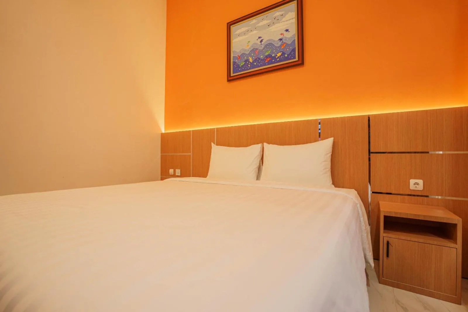 Bed in The Cabin Hotel Lovina Bali