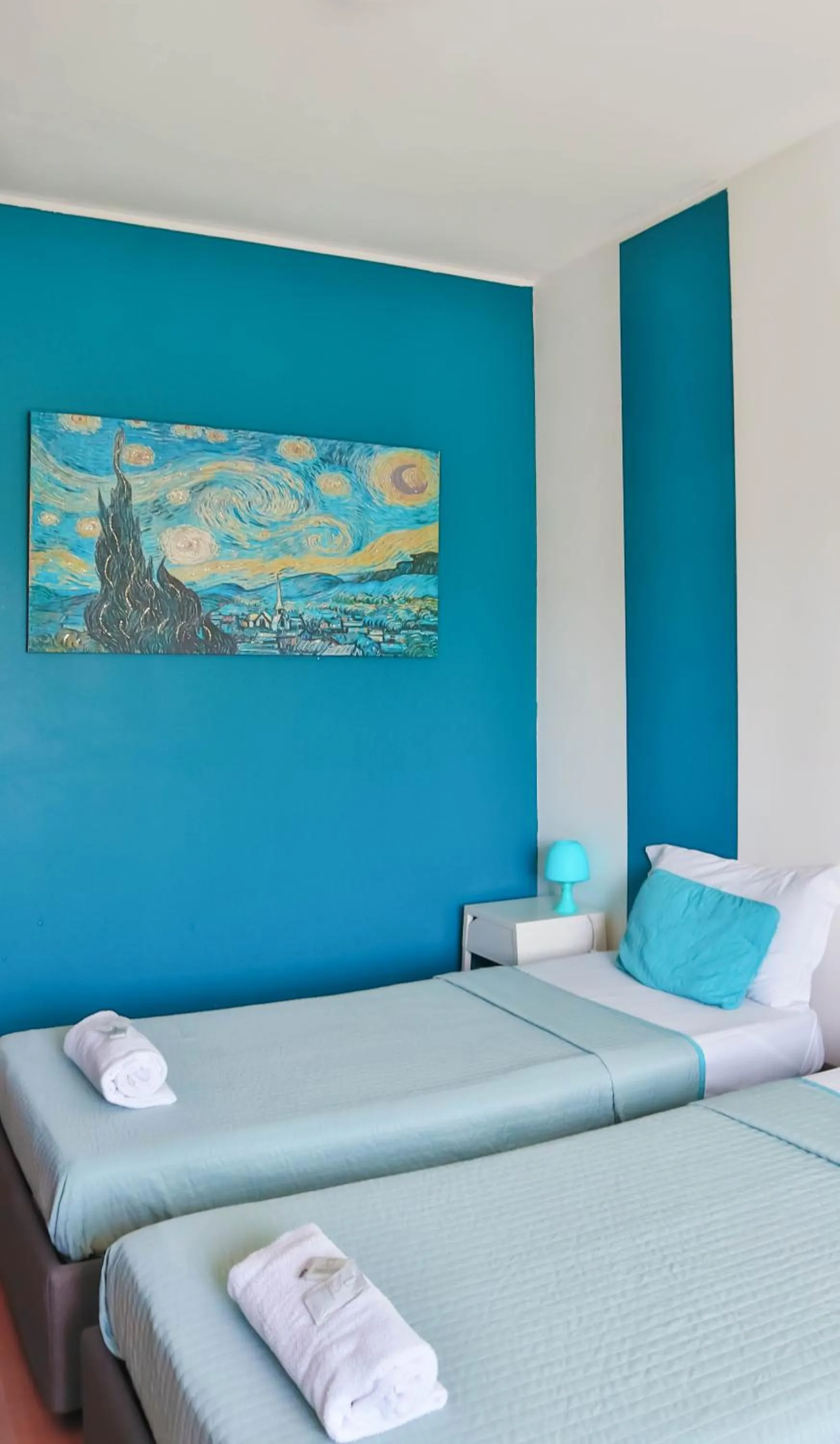 Bed in I Am Here - Gioia 71