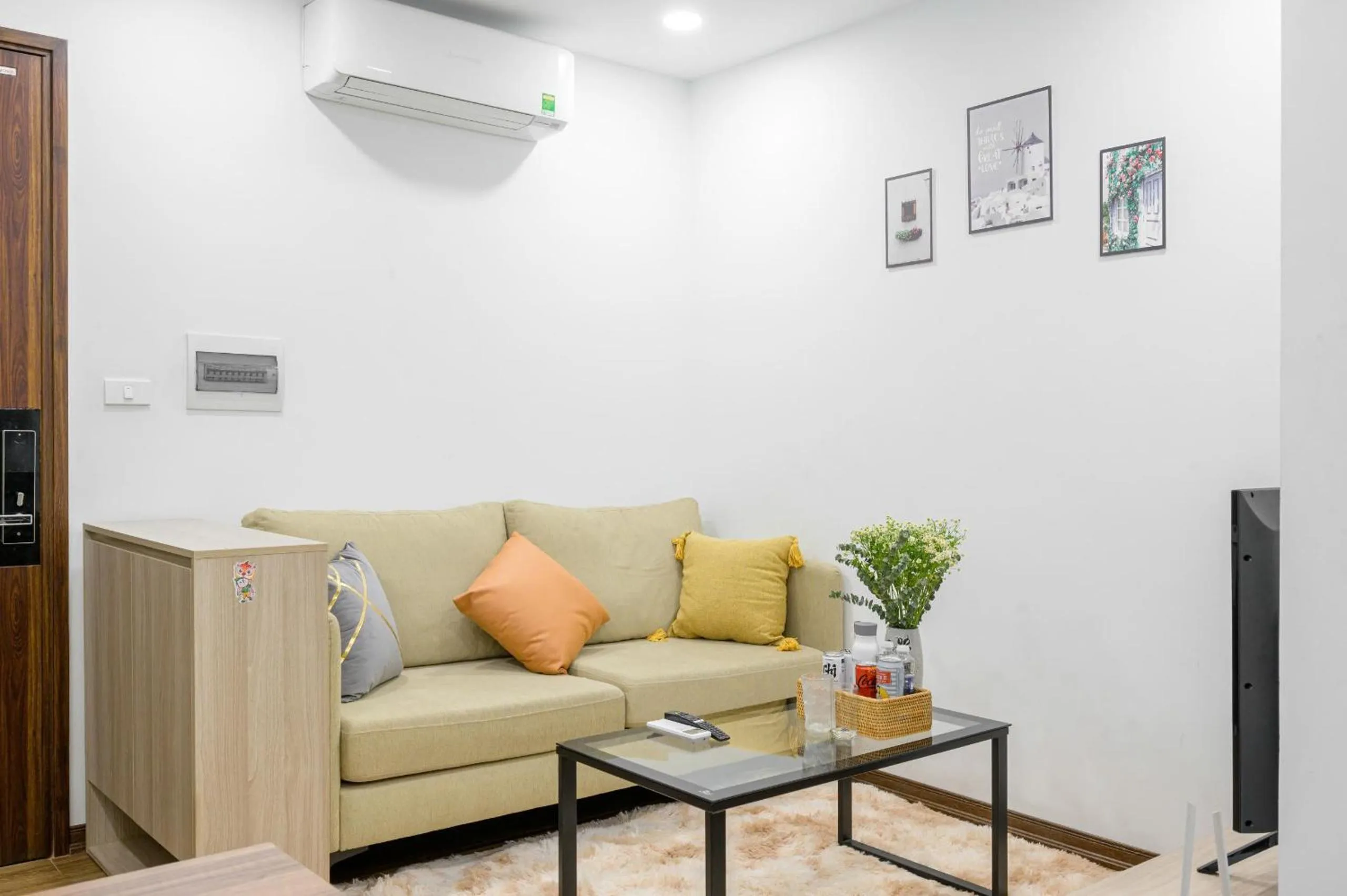 Living room in Luxe Paradise Hotel Nguyen Khac Hieu