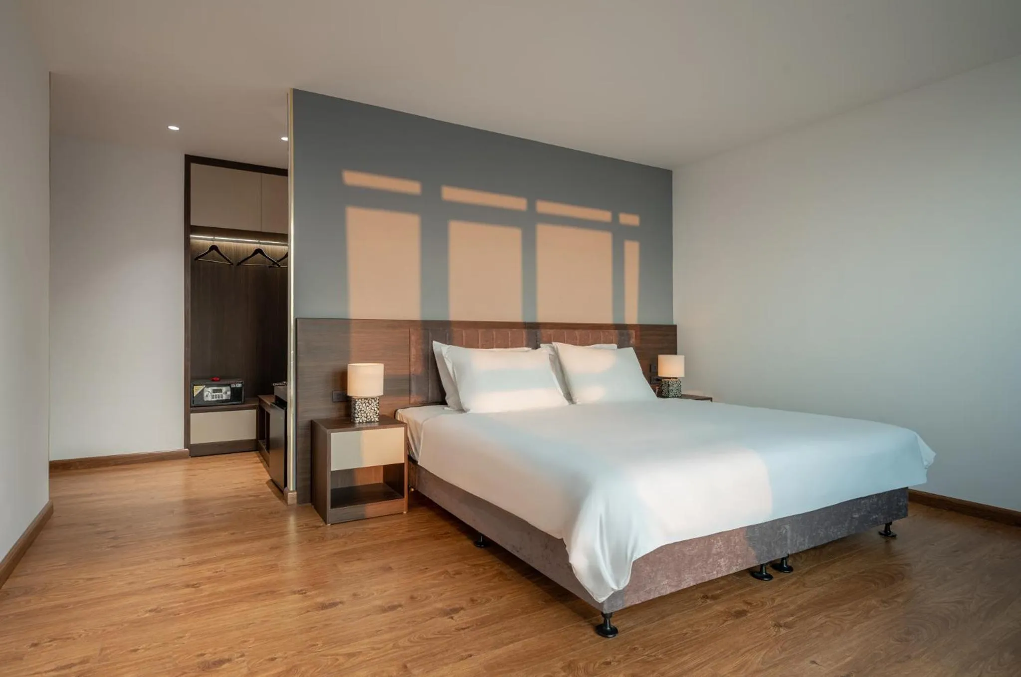 Bed in Luxe Paradise Hotel Nguyen Khac Hieu