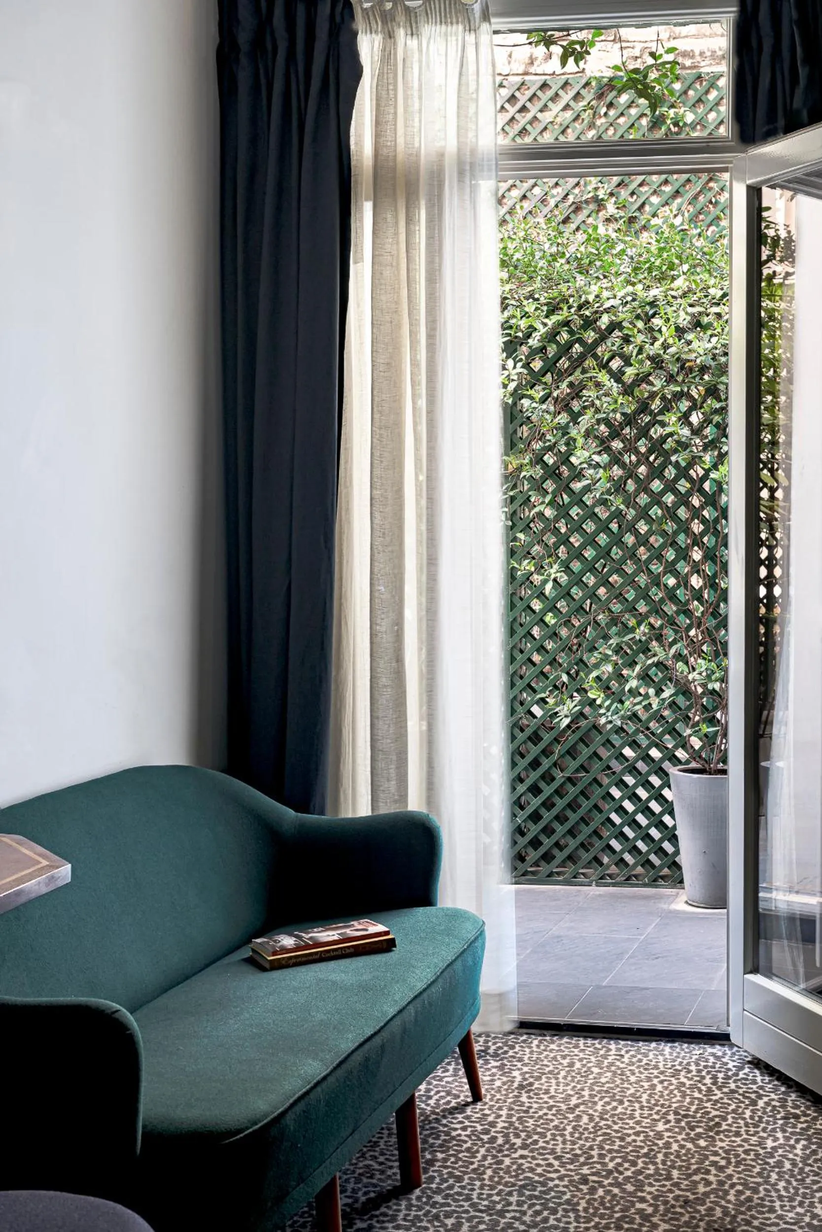 Living room in Grand Pigalle Experimental