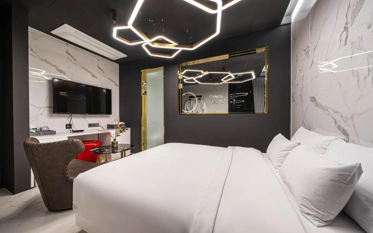 Bed in Forestar Hotel