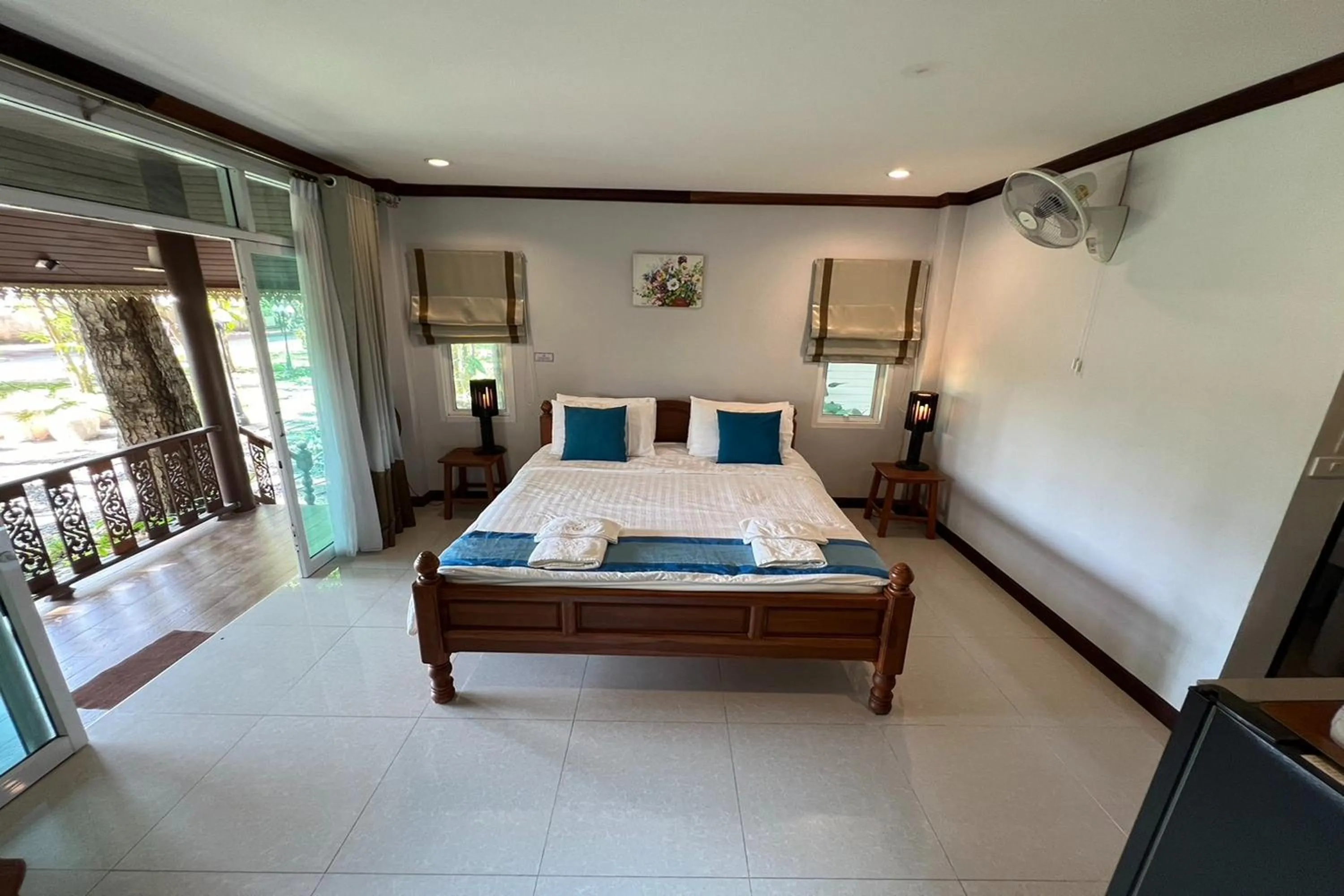 Bed in Baan Nam Pen Resort