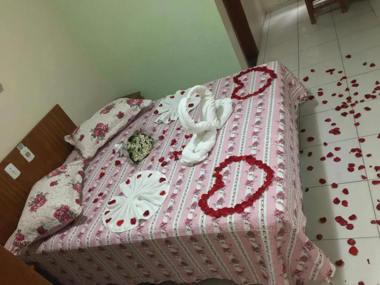 Bed in Ipê Guaru Hotel