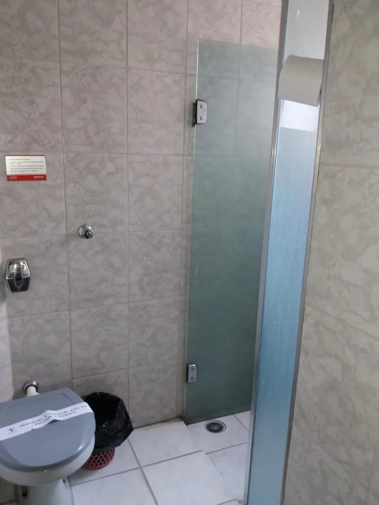 Bathroom in Ipê Guaru Hotel