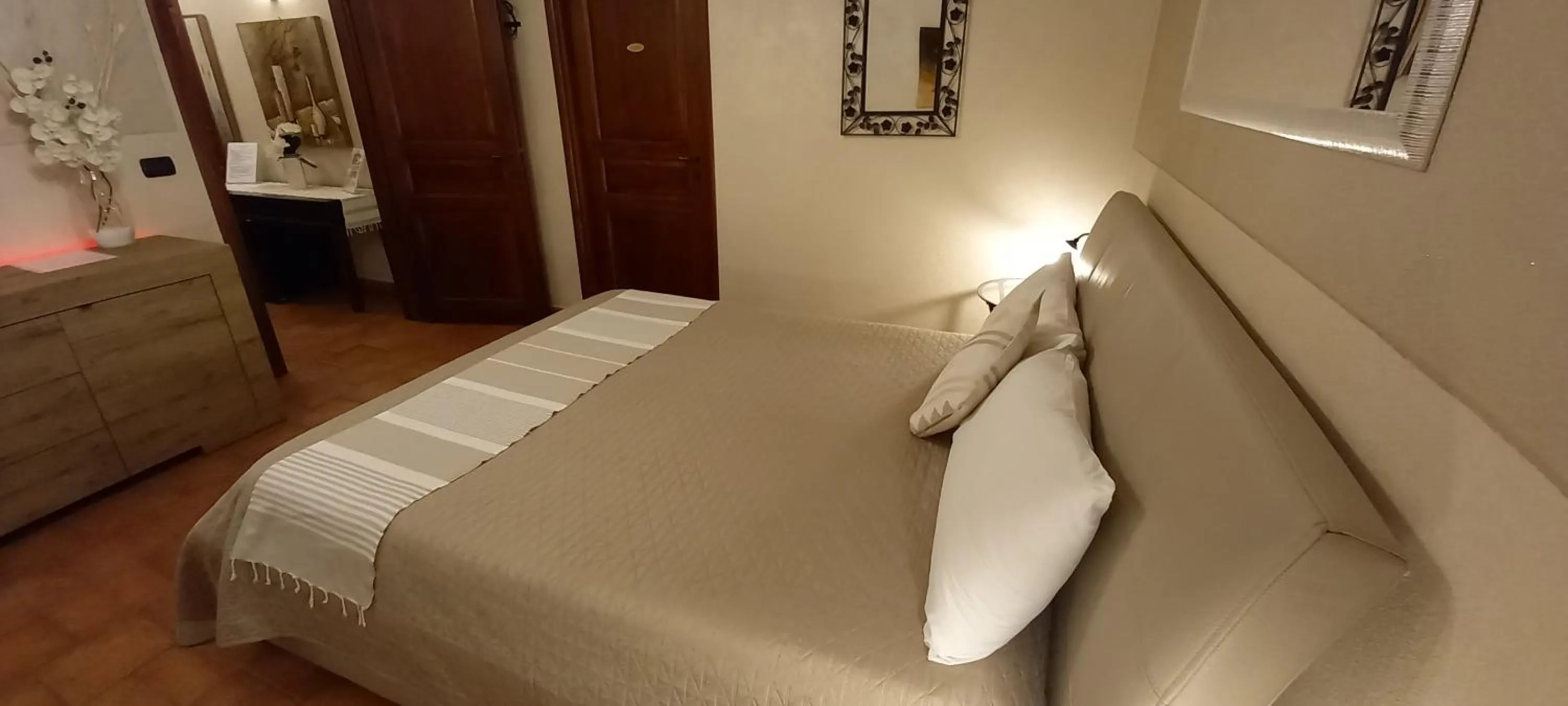 Bedroom, Bed in Villa Laura B&B