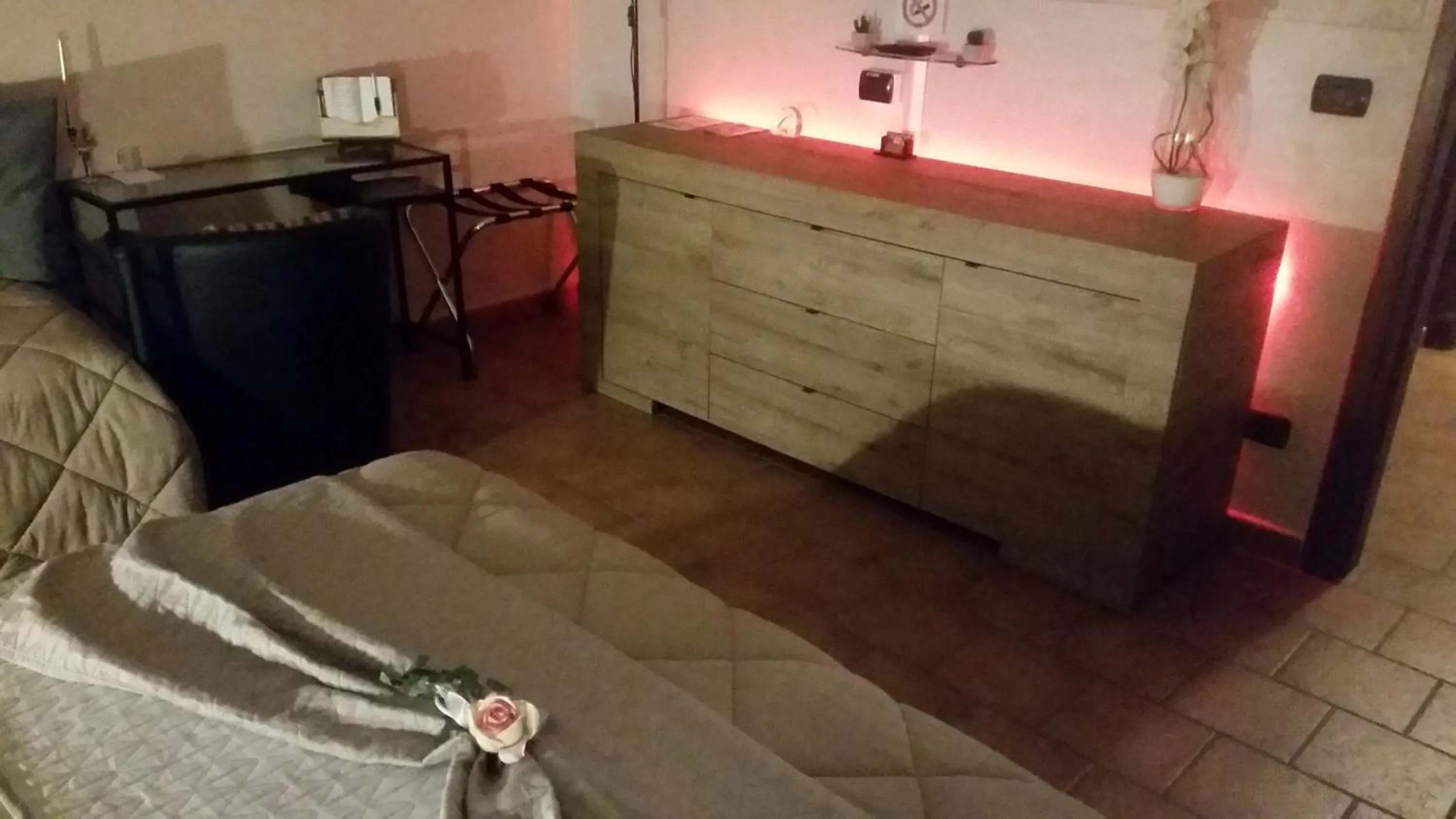 Bedroom, Bed in Villa Laura B&B