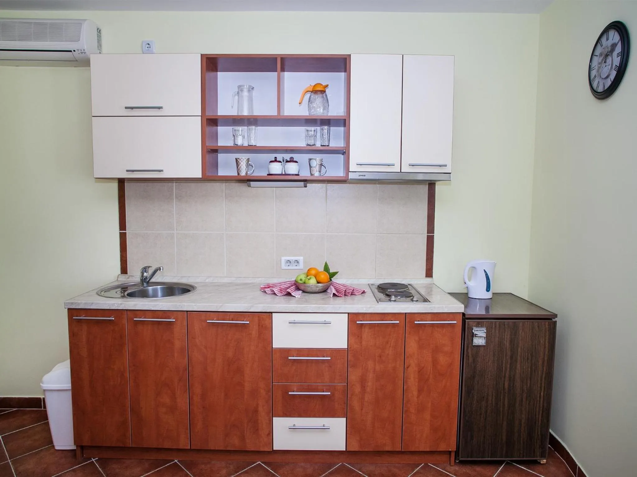 Kitchen or kitchenette in Daria Apartments
