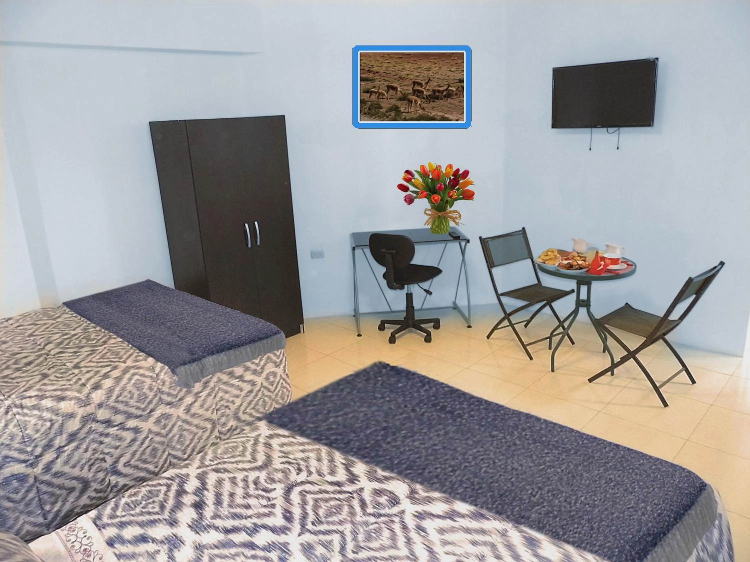 Shower, Bed in Magicperu Apart Hotel