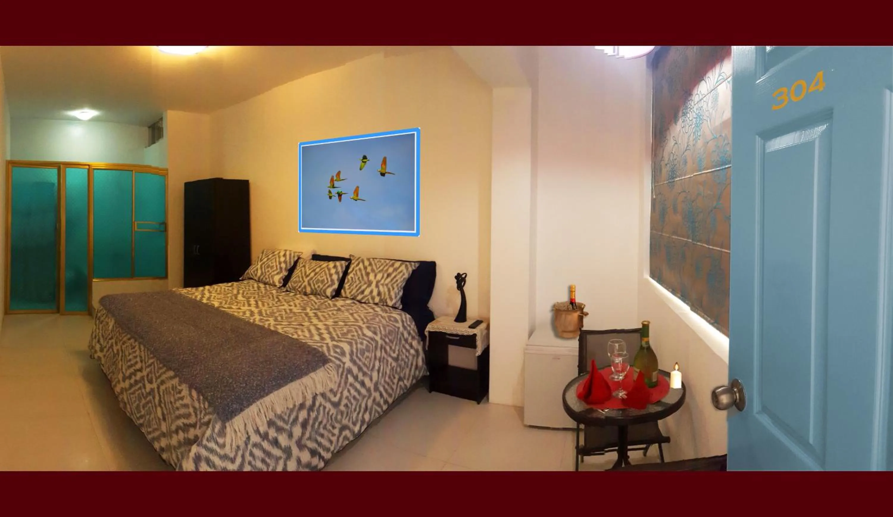 Shower, Bed in Magicperu Apart Hotel