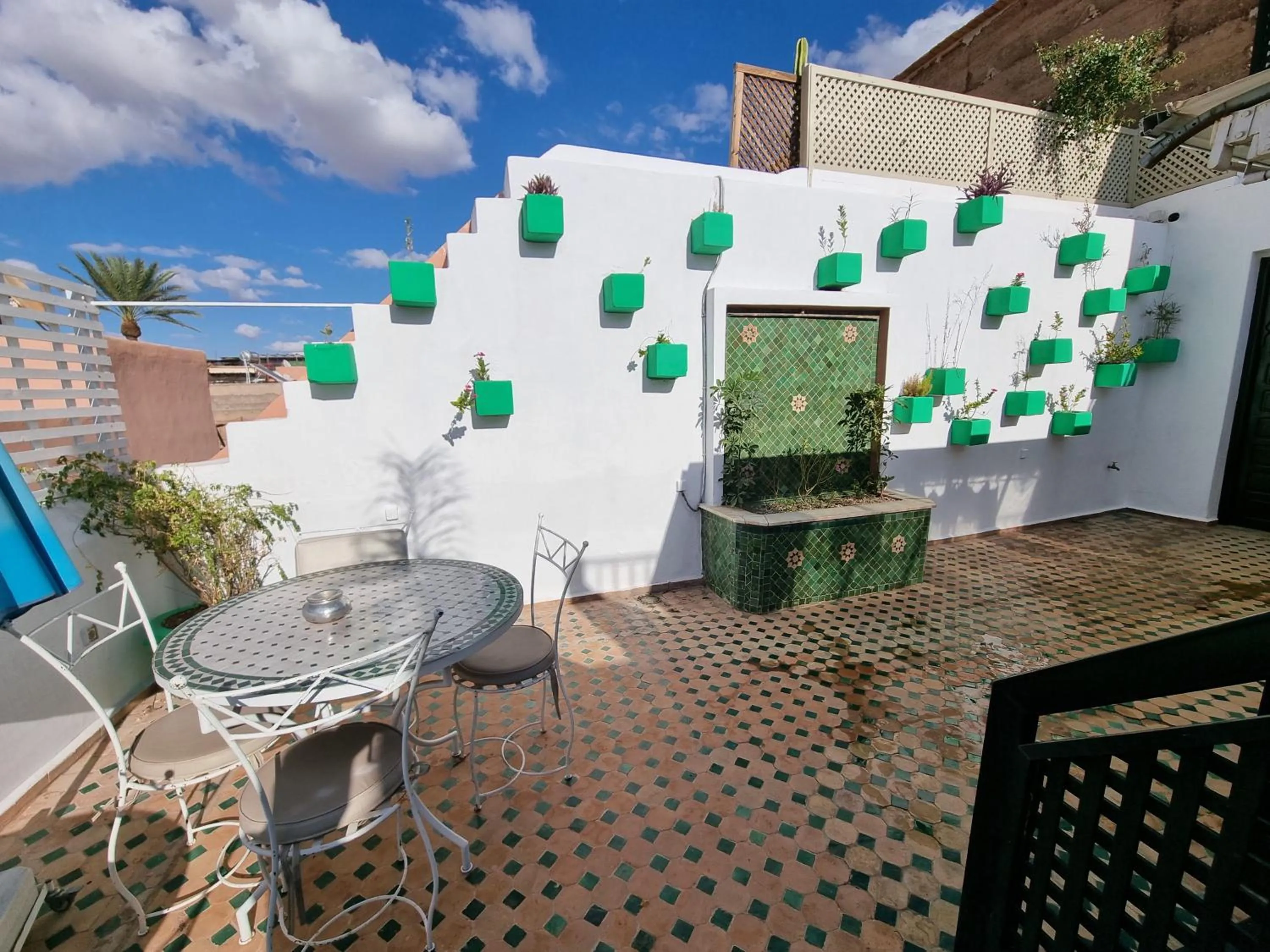 Balcony/Terrace in Riad Al Wafaa