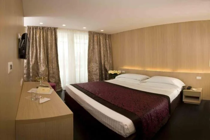 Bedroom, Bed in Hotel Roma