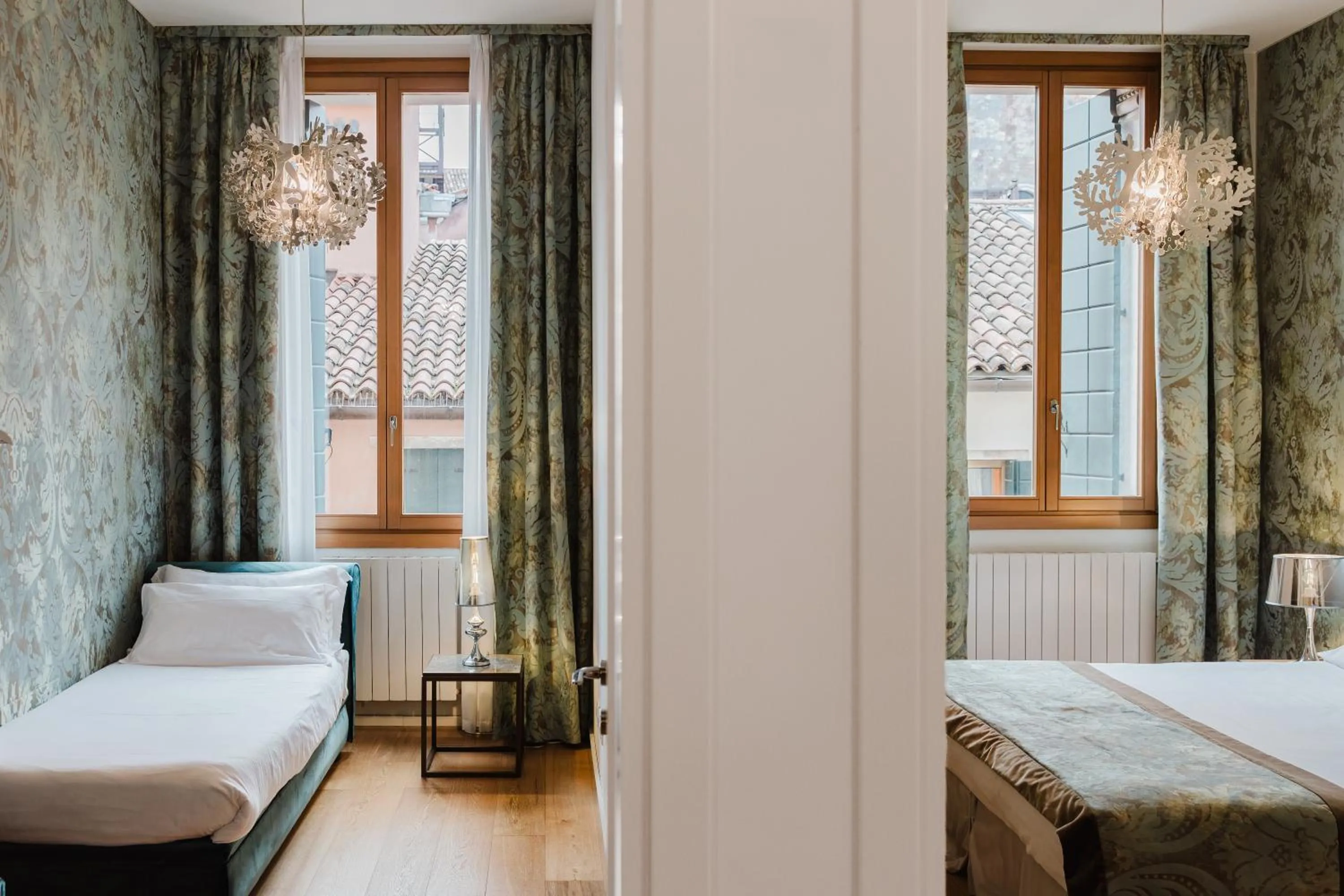 Photo of the whole room, Bed in Dimora Capuleti