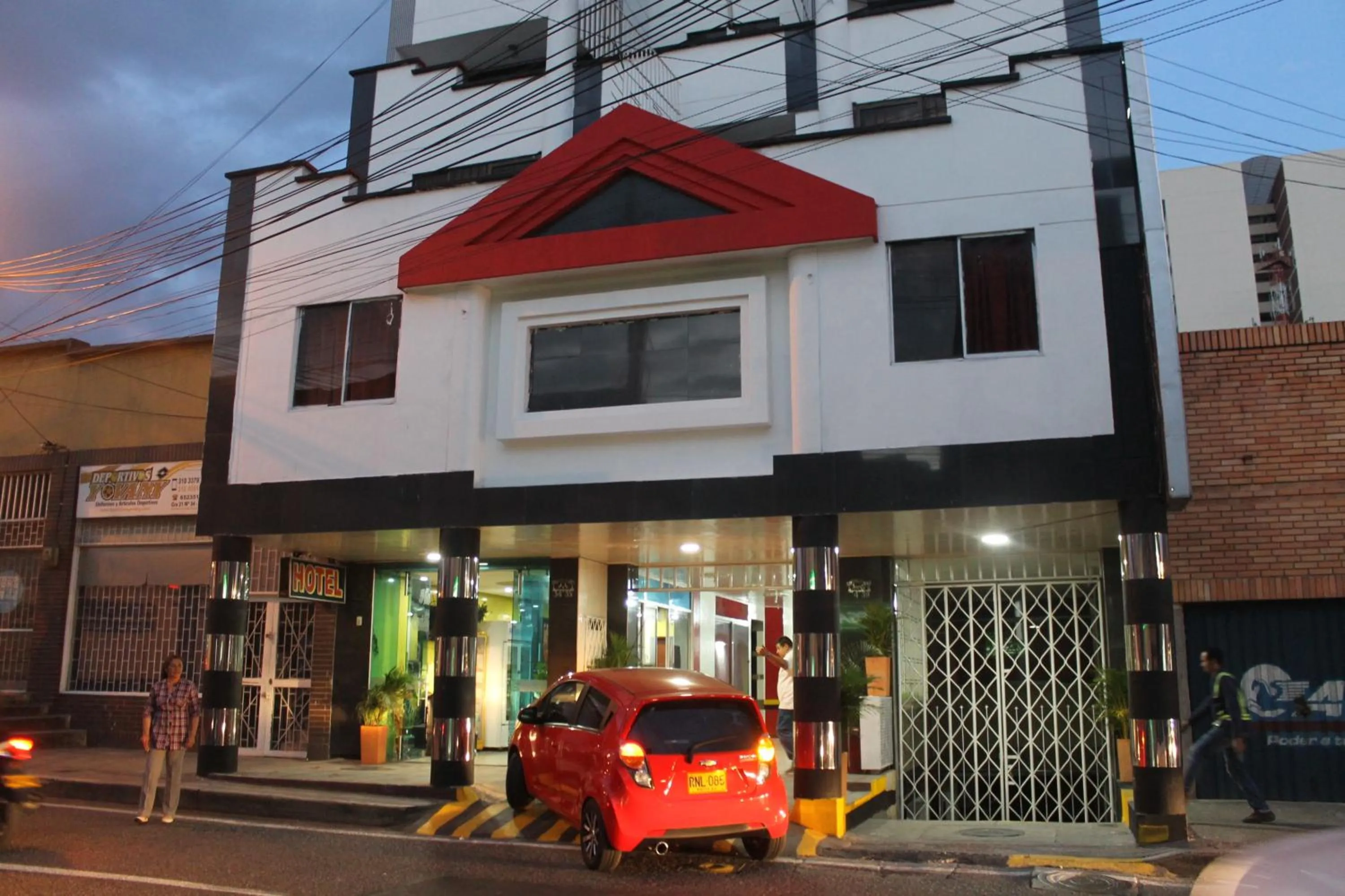 Facade/entrance in Ayenda Castillo Real 1521