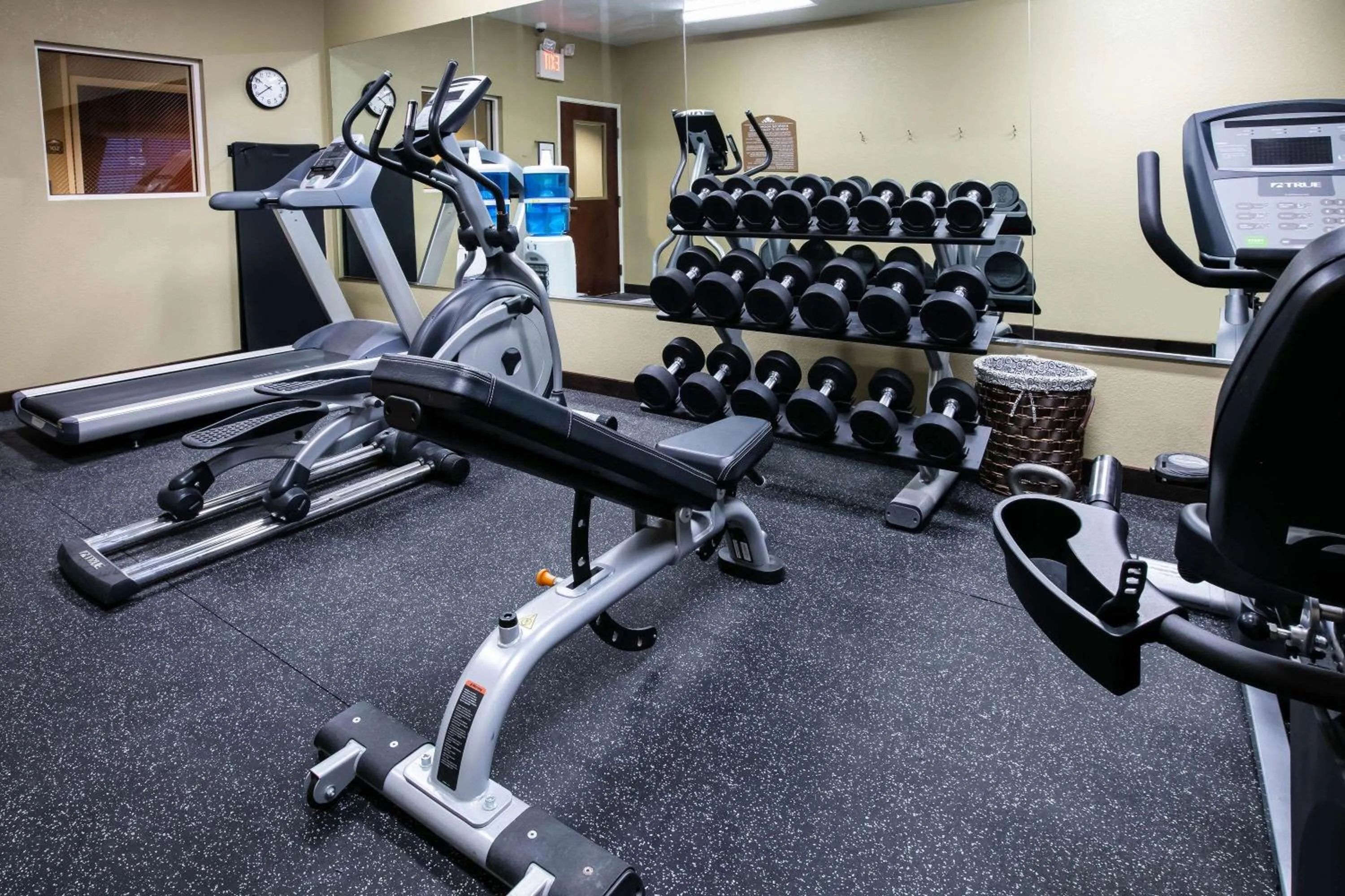 Fitness centre/facilities in Microtel Inn and Suites Pecos