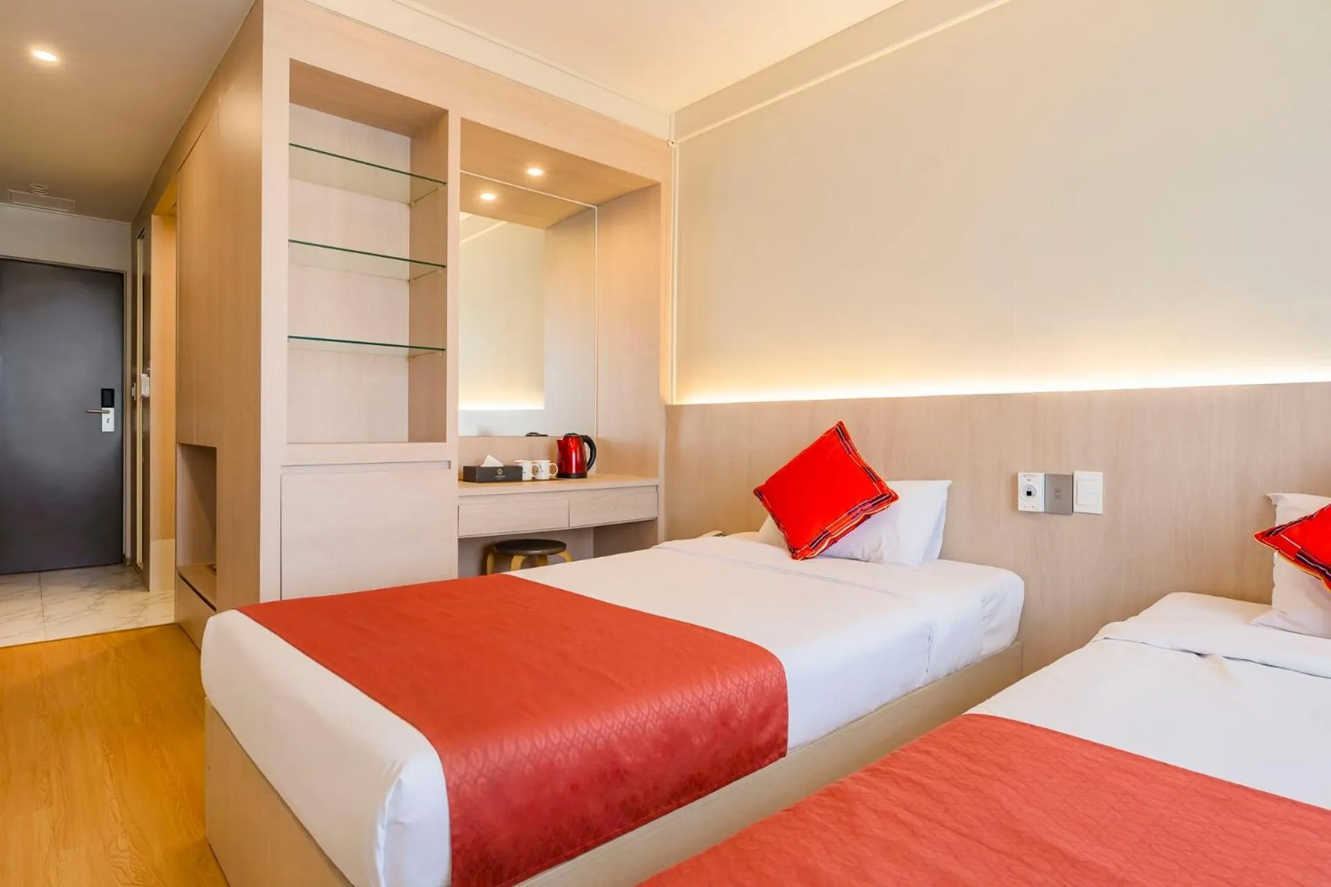 Bed in Shin Shin Hotel Jeju Worldcup