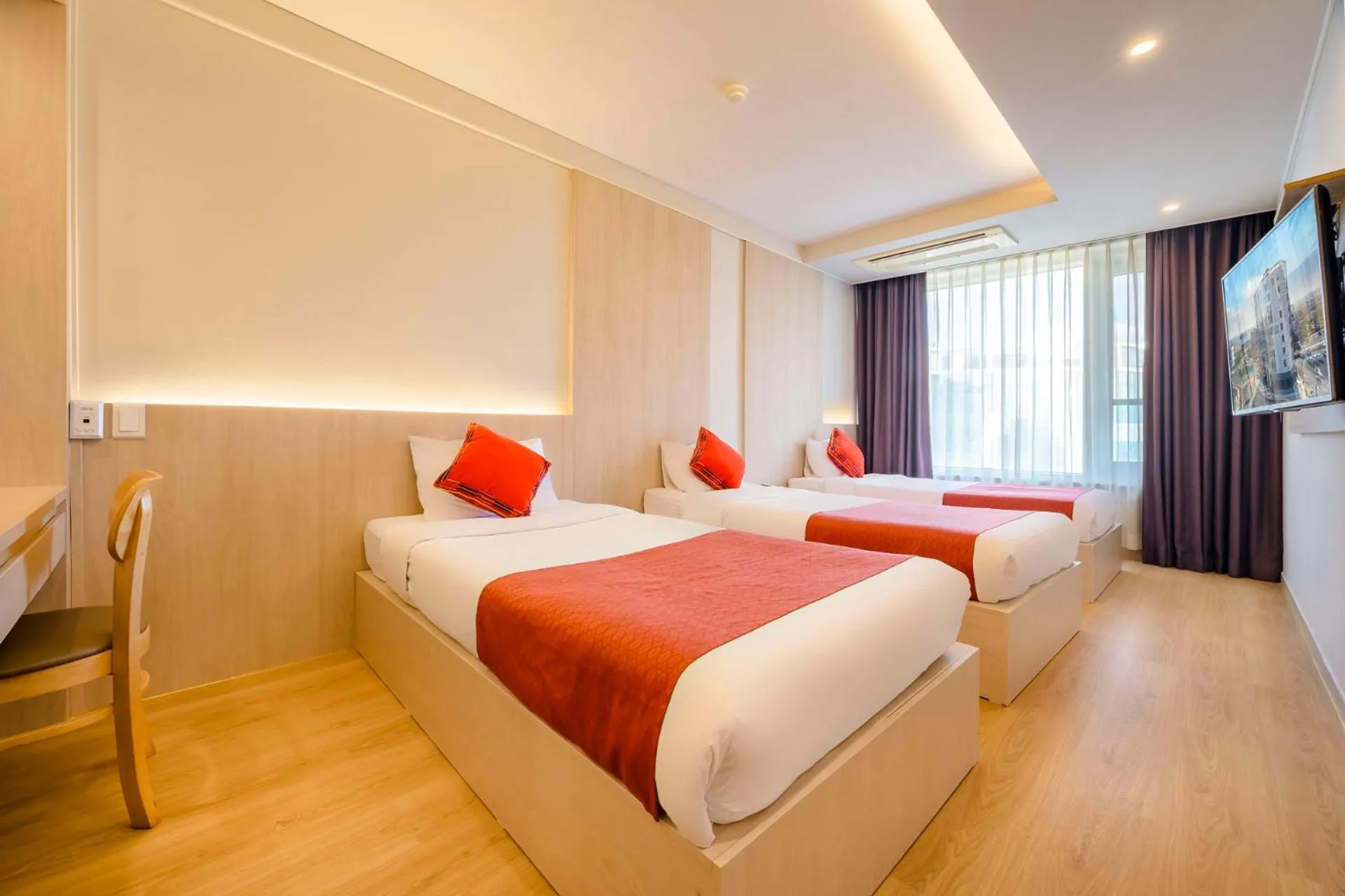 Bed in Shin Shin Hotel Jeju Worldcup