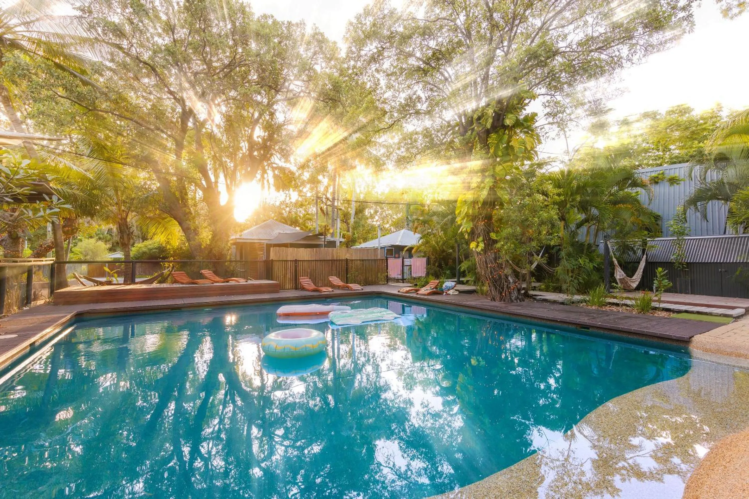 Swimming pool in Bounce Magnetic Island and Koala Park