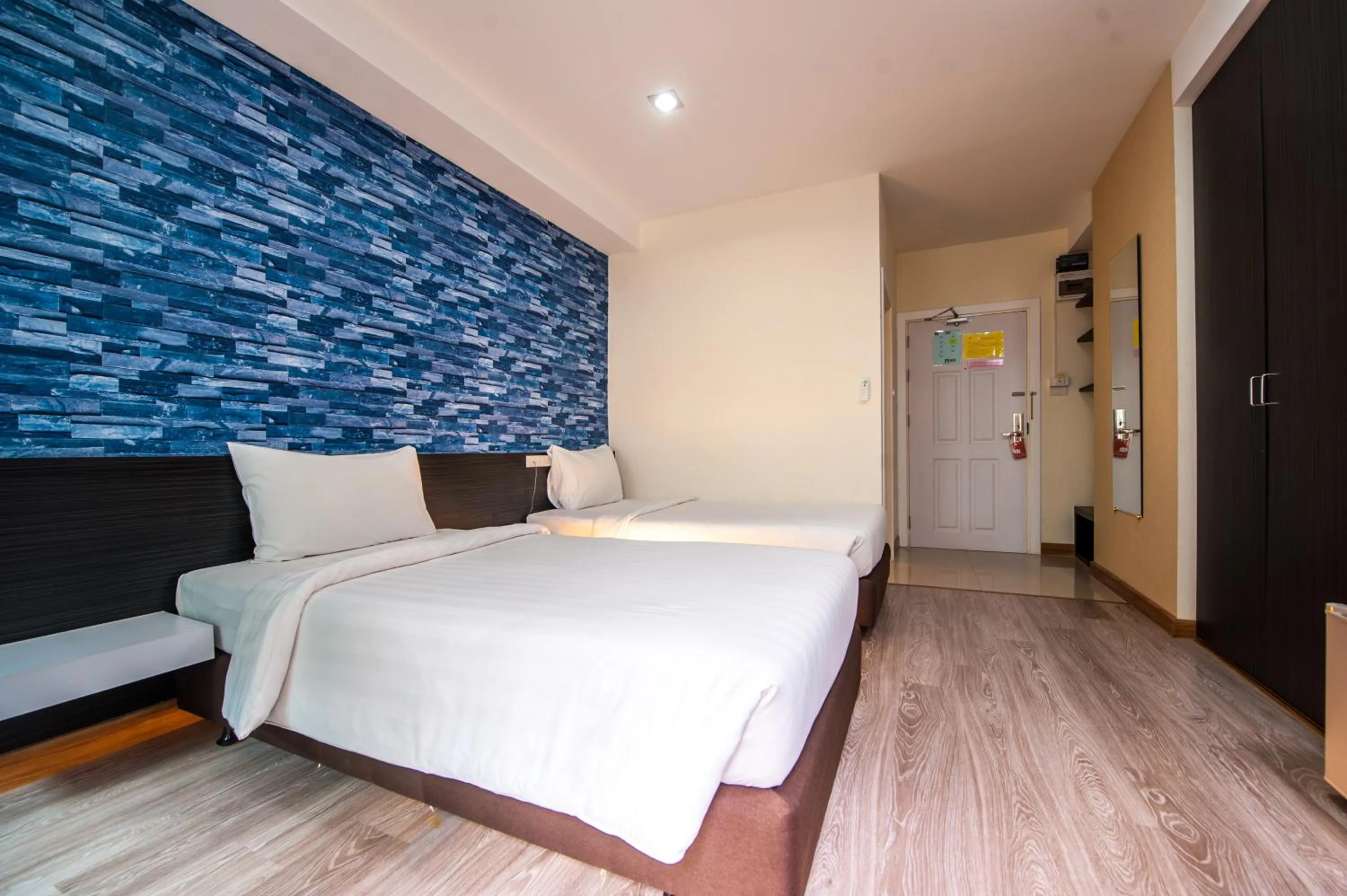 Bedroom, Bed in Prajaktra City Hostel