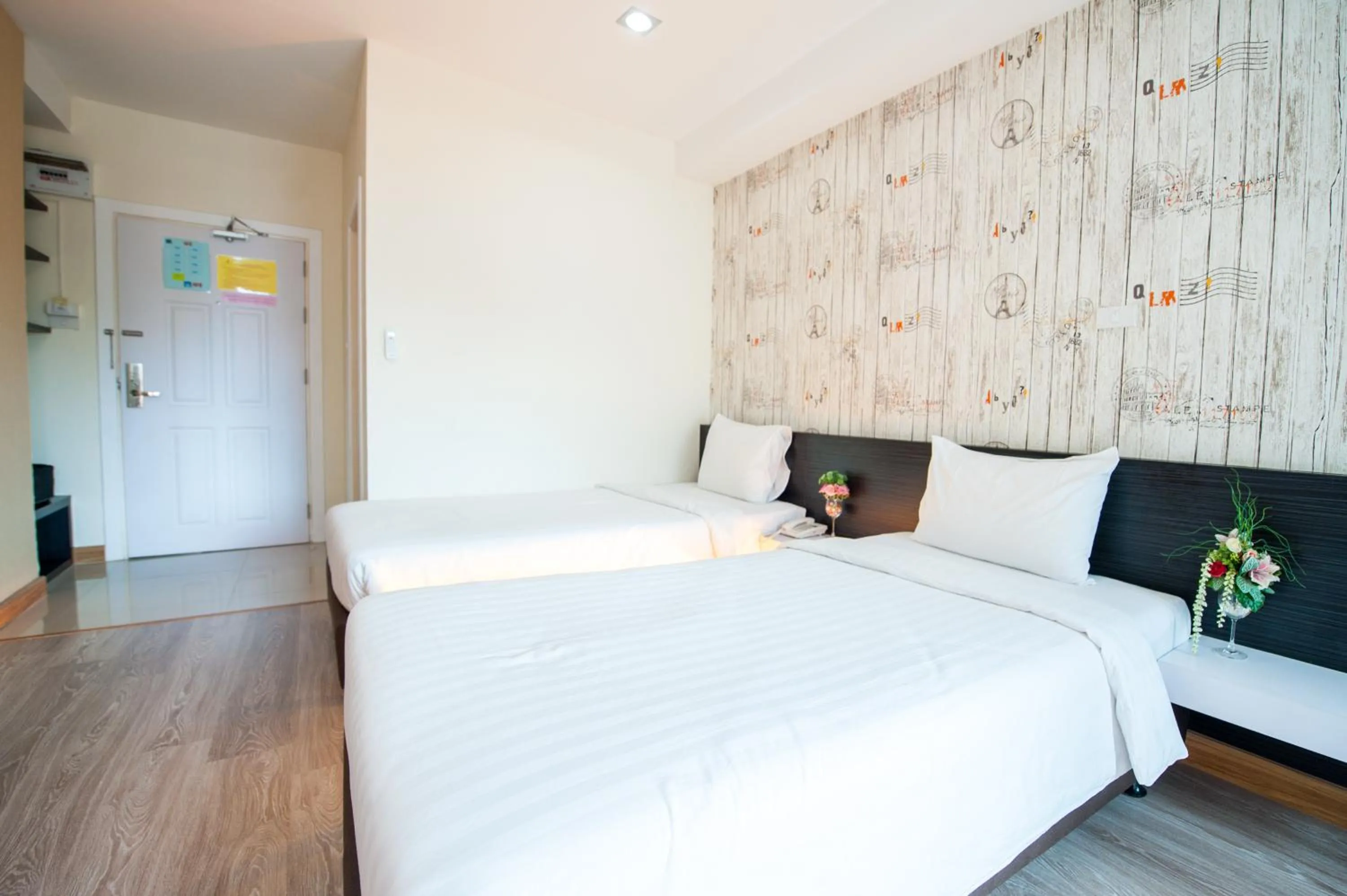 Bedroom, Bed in Prajaktra City Hostel