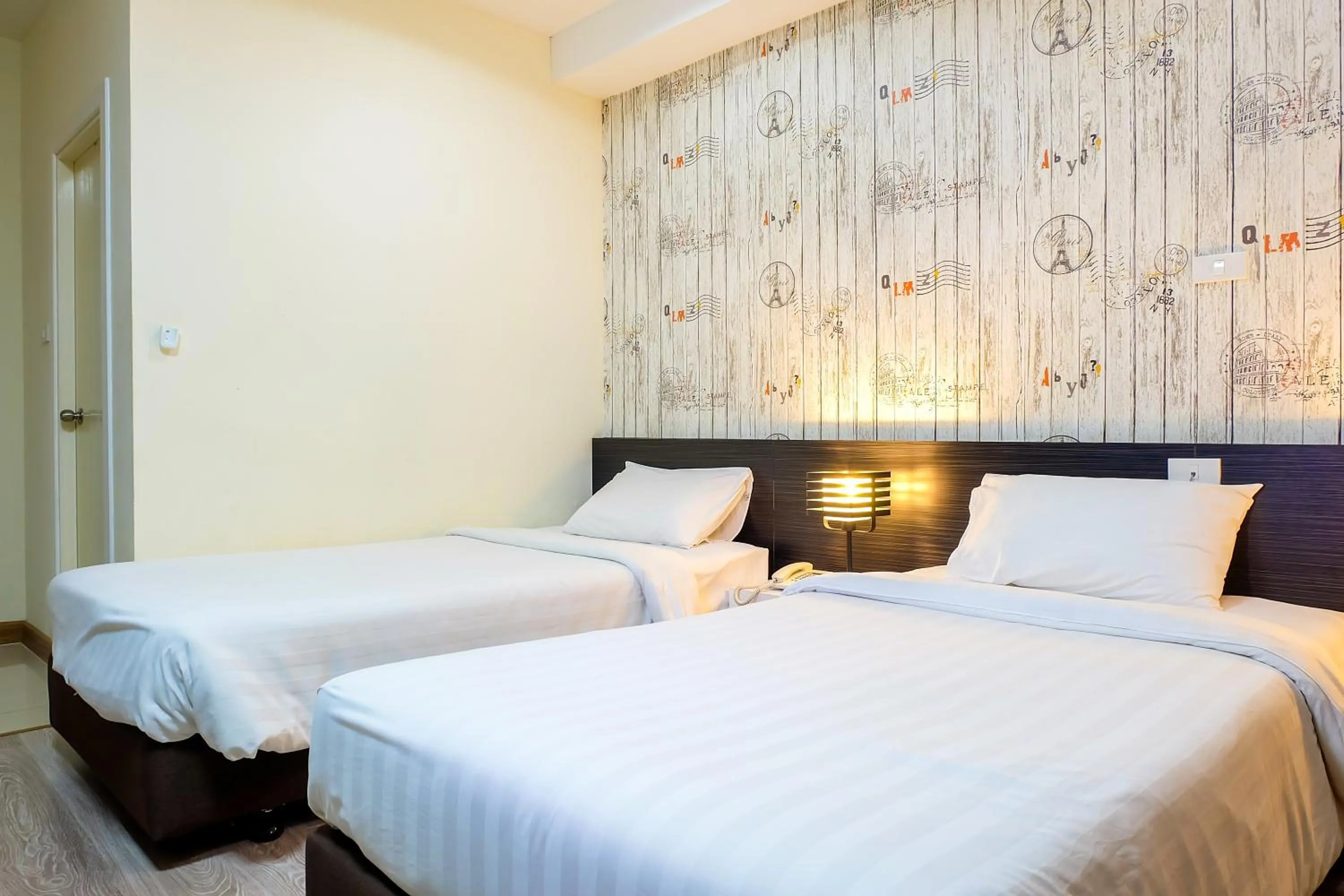 Bed in Prajaktra City Hostel