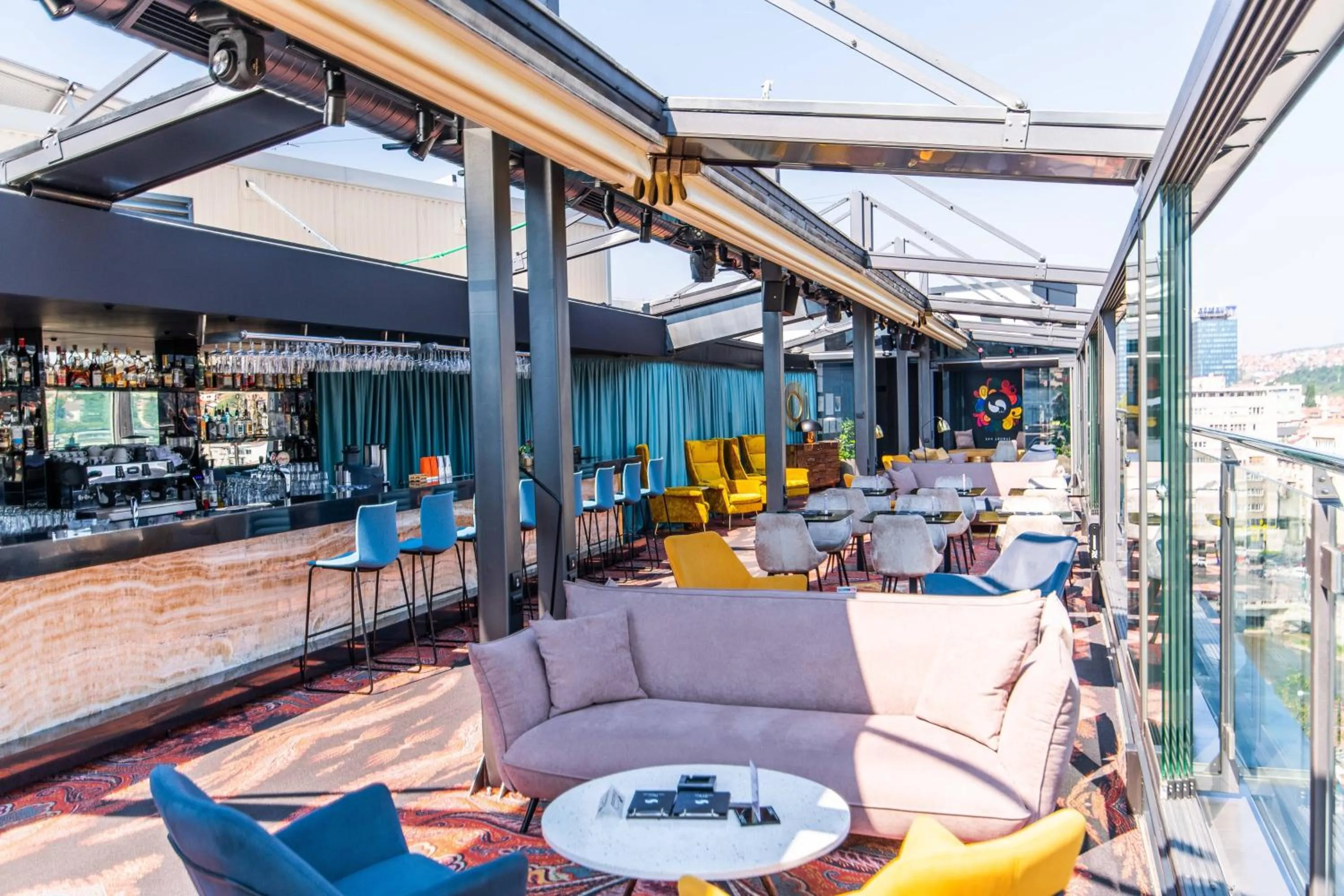 Lounge or bar in Courtyard by Marriott Sarajevo