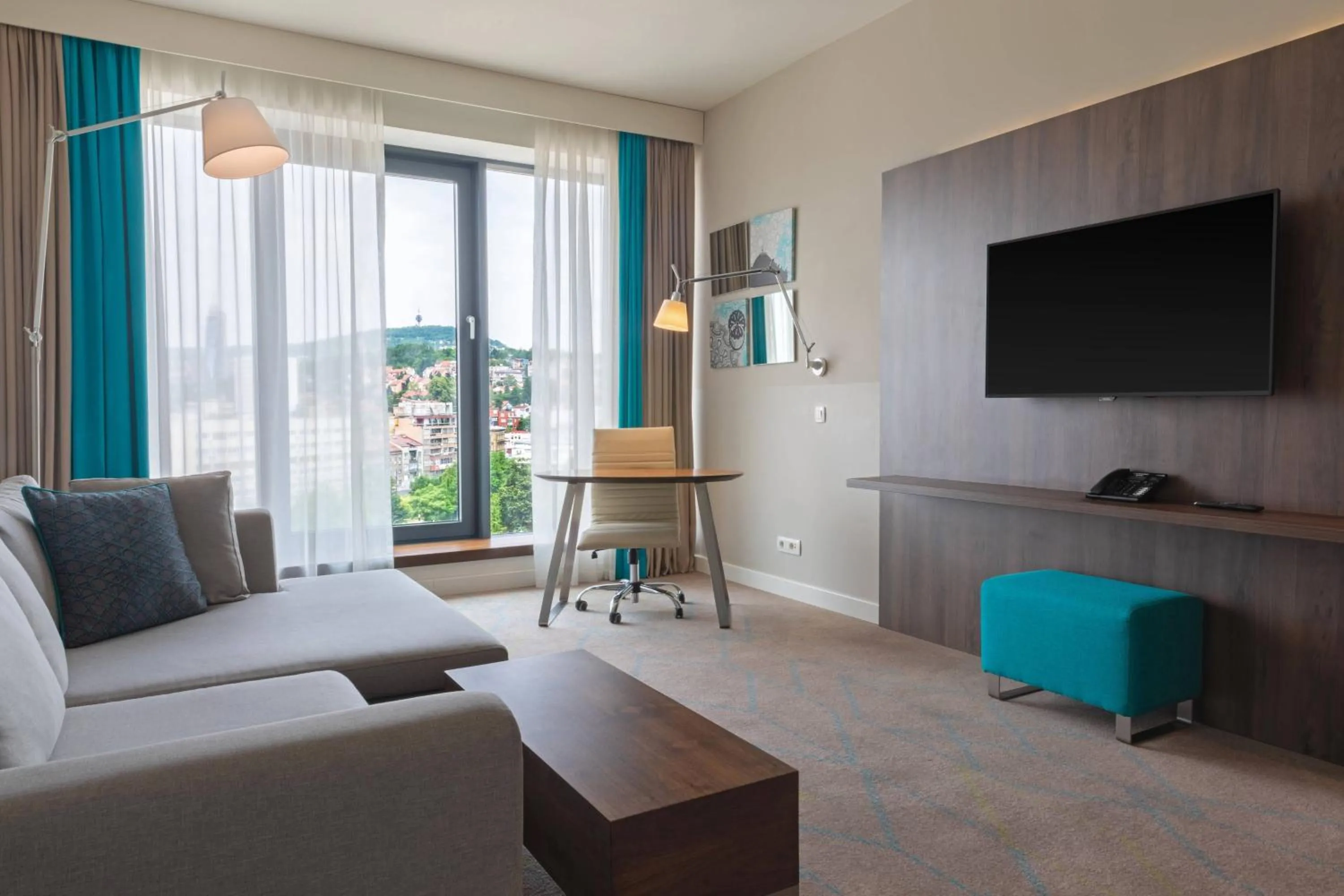 Living room in Courtyard by Marriott Sarajevo