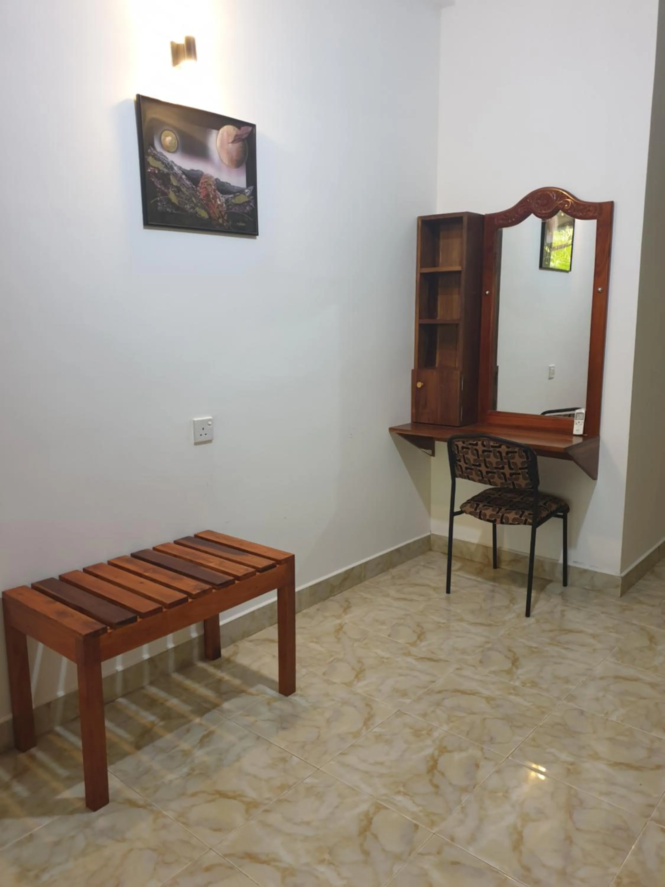 Bedroom in La Safari Inn Tissamaharama