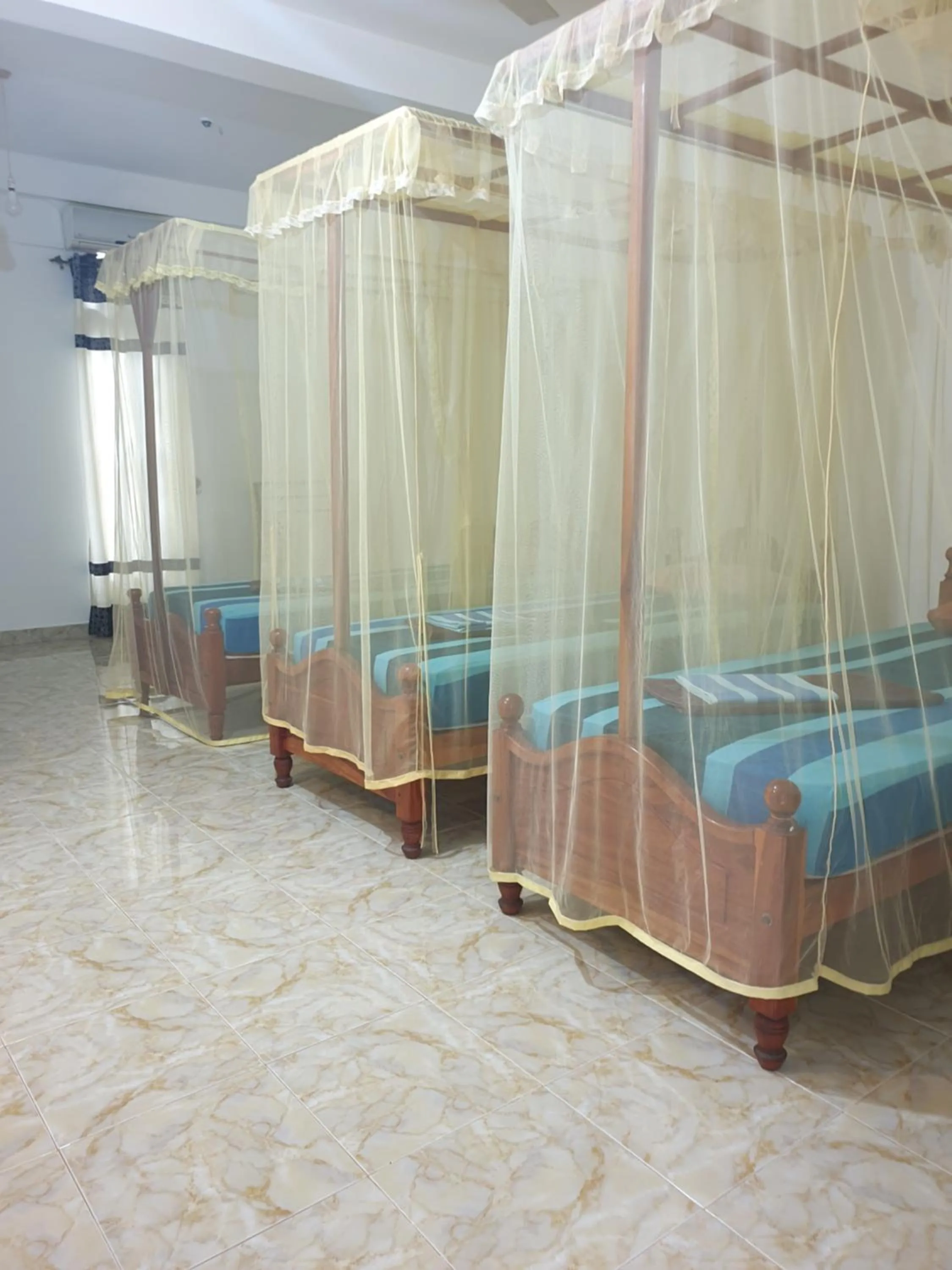 Bedroom, Bed in La Safari Inn Tissamaharama