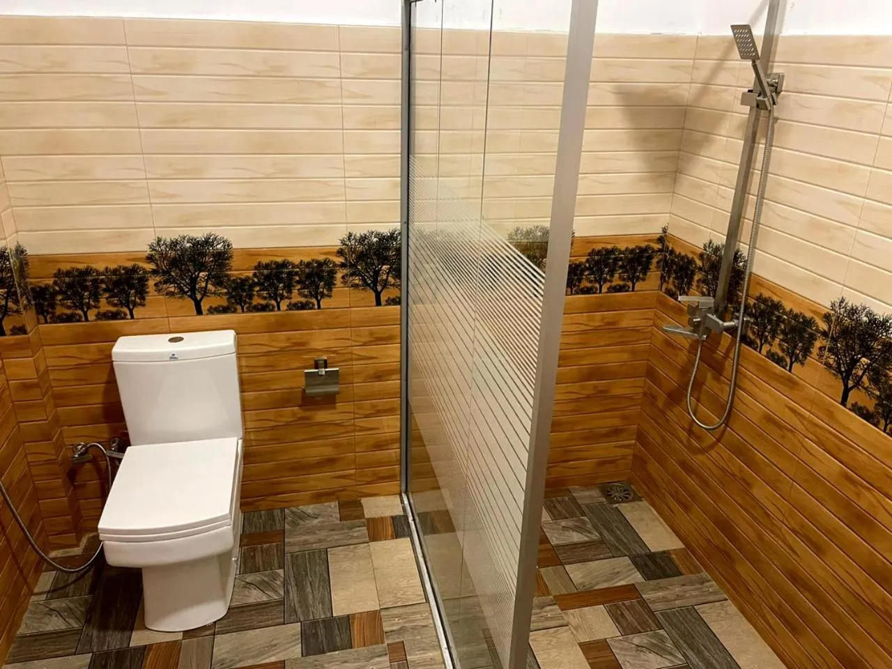 Bathroom in La Safari Inn Tissamaharama