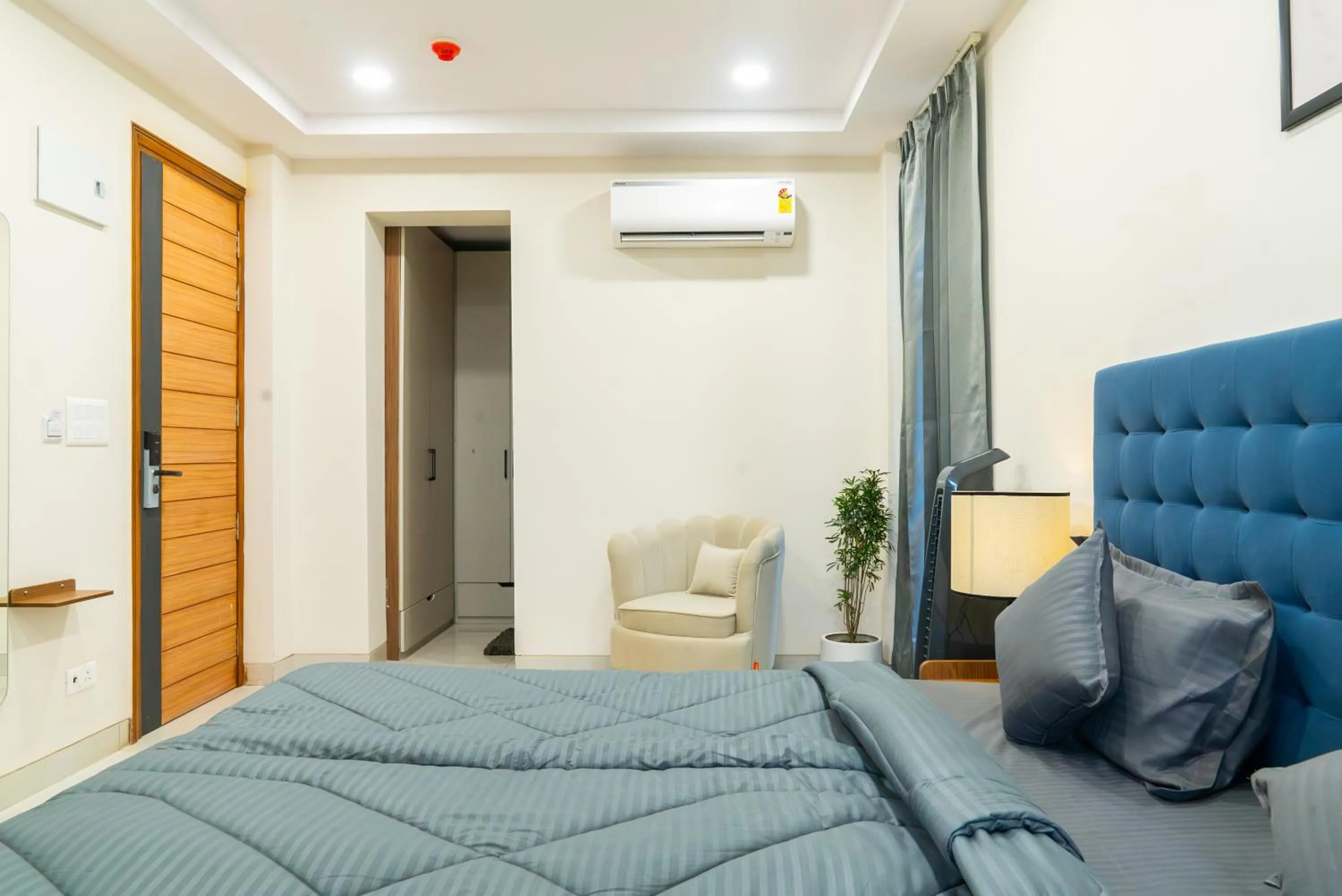 Housr Sector 45 Gurgaon Near Artemis Hospital