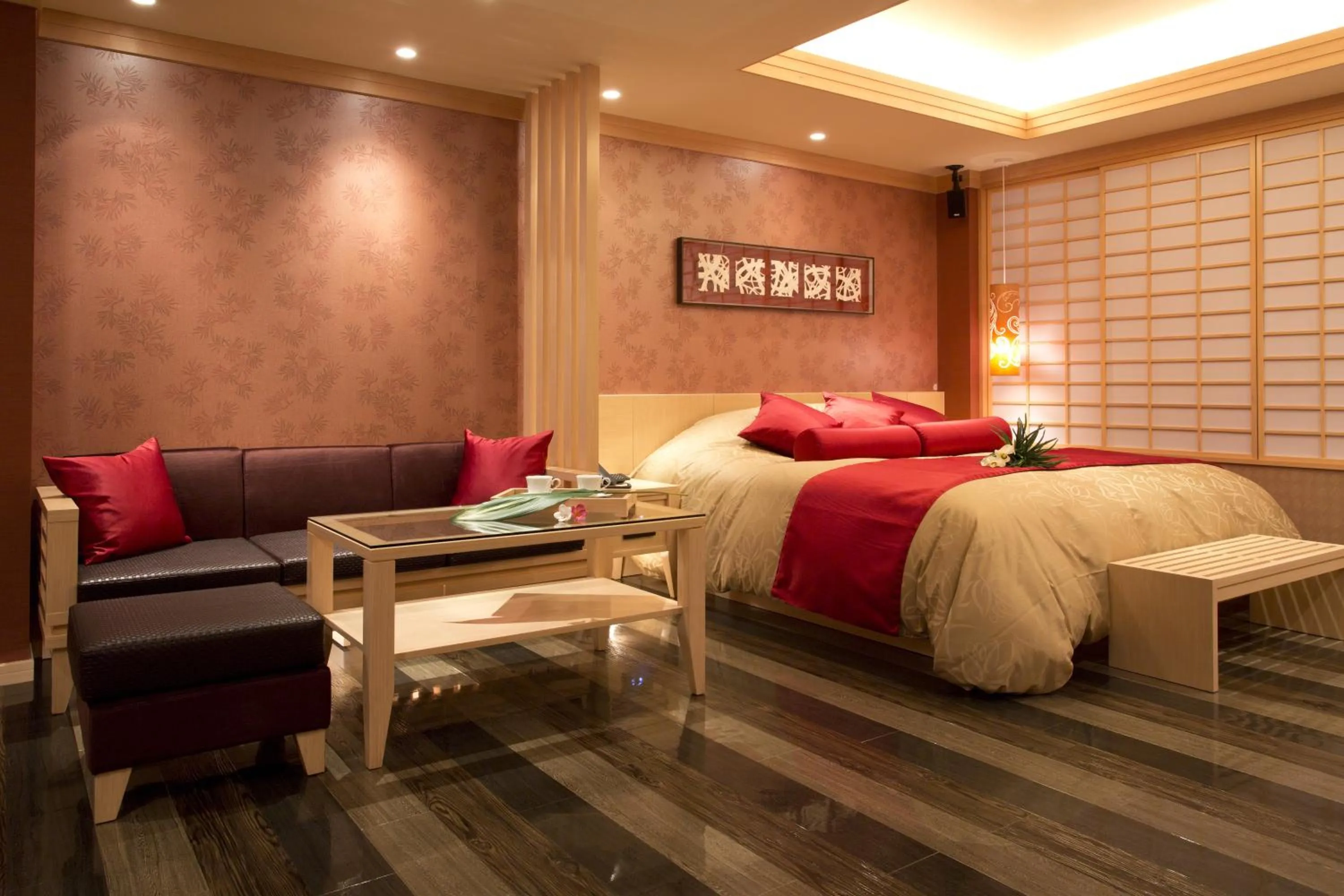 Photo of the whole room, Bed in Hotel and Spa Lotus Modern (Adult Only)