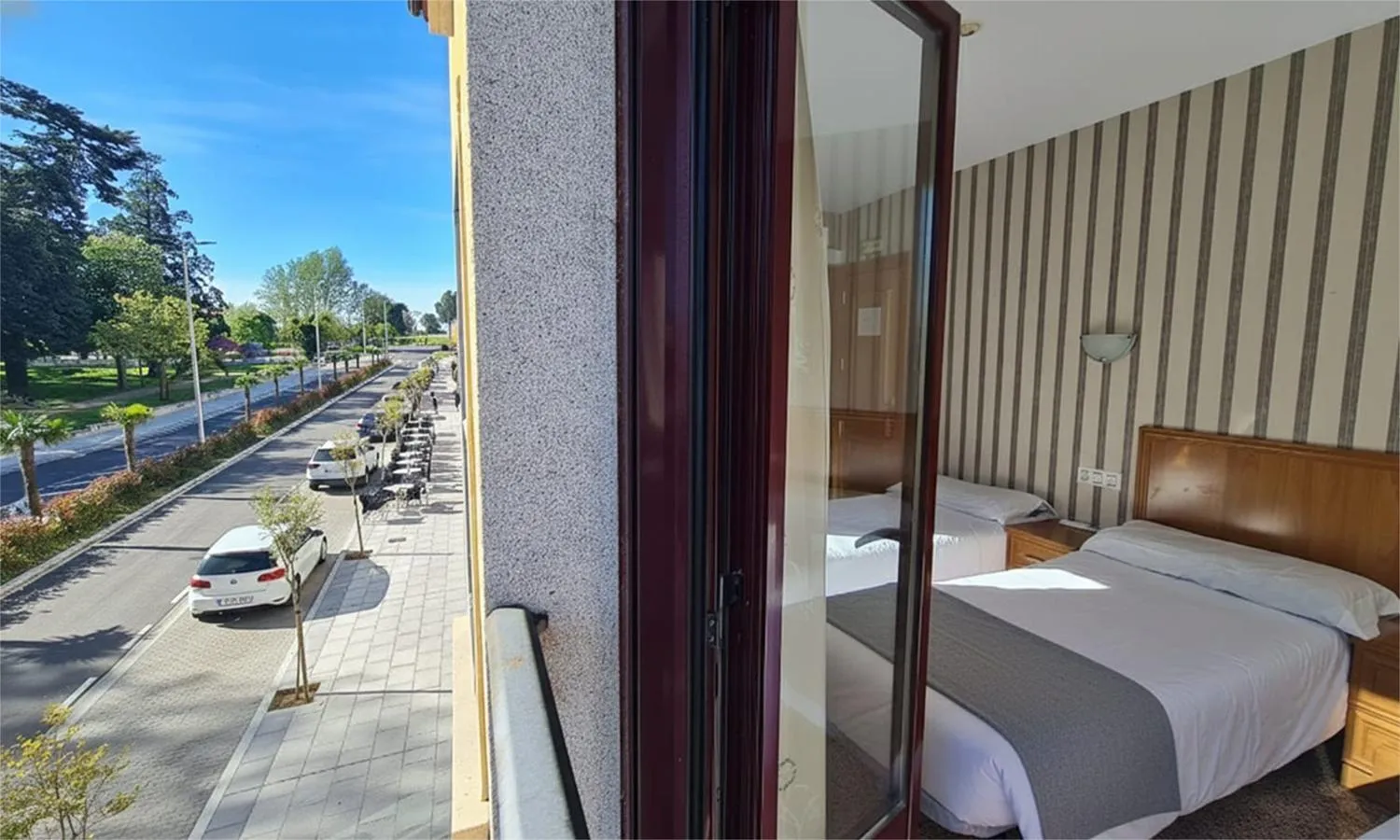 Bed in Hospedería Puerta de la Catedral