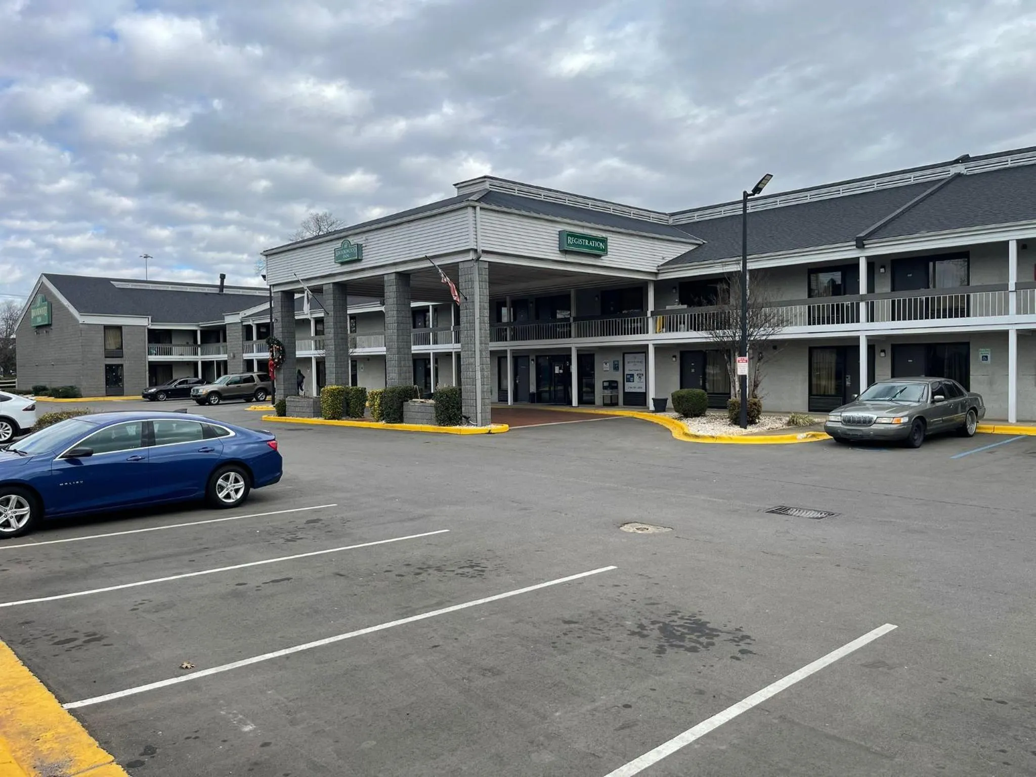 Brookwood Inn - Extended Stay