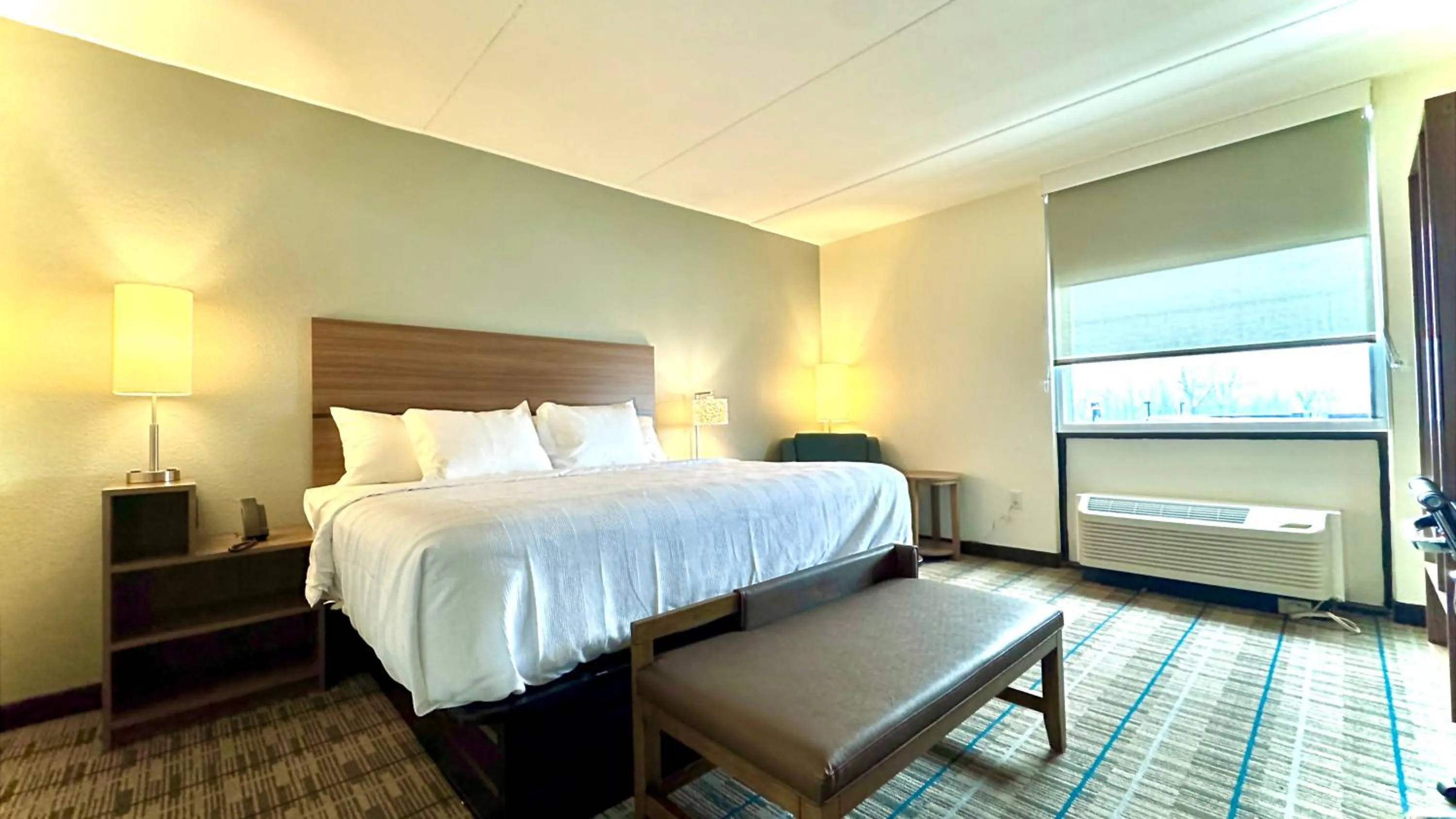 Bed in MainStay Suites Chambersburg