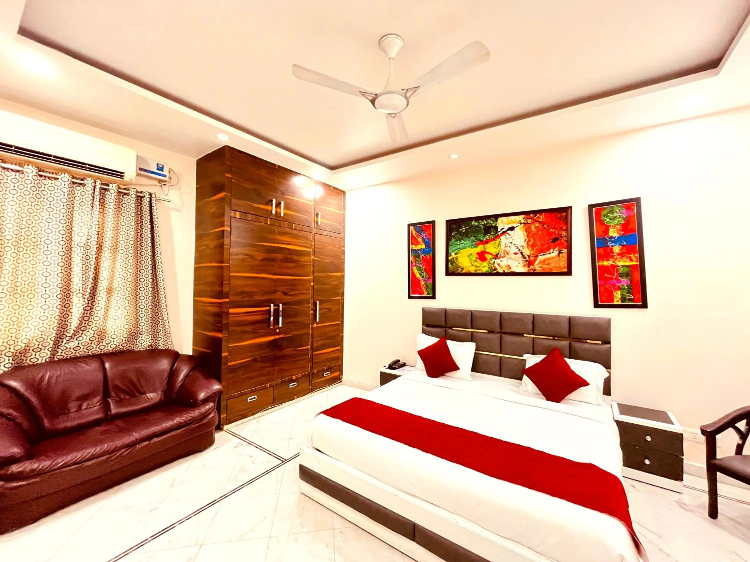 Bed in South INN near AIIMS Hospital Green Park South Delhi