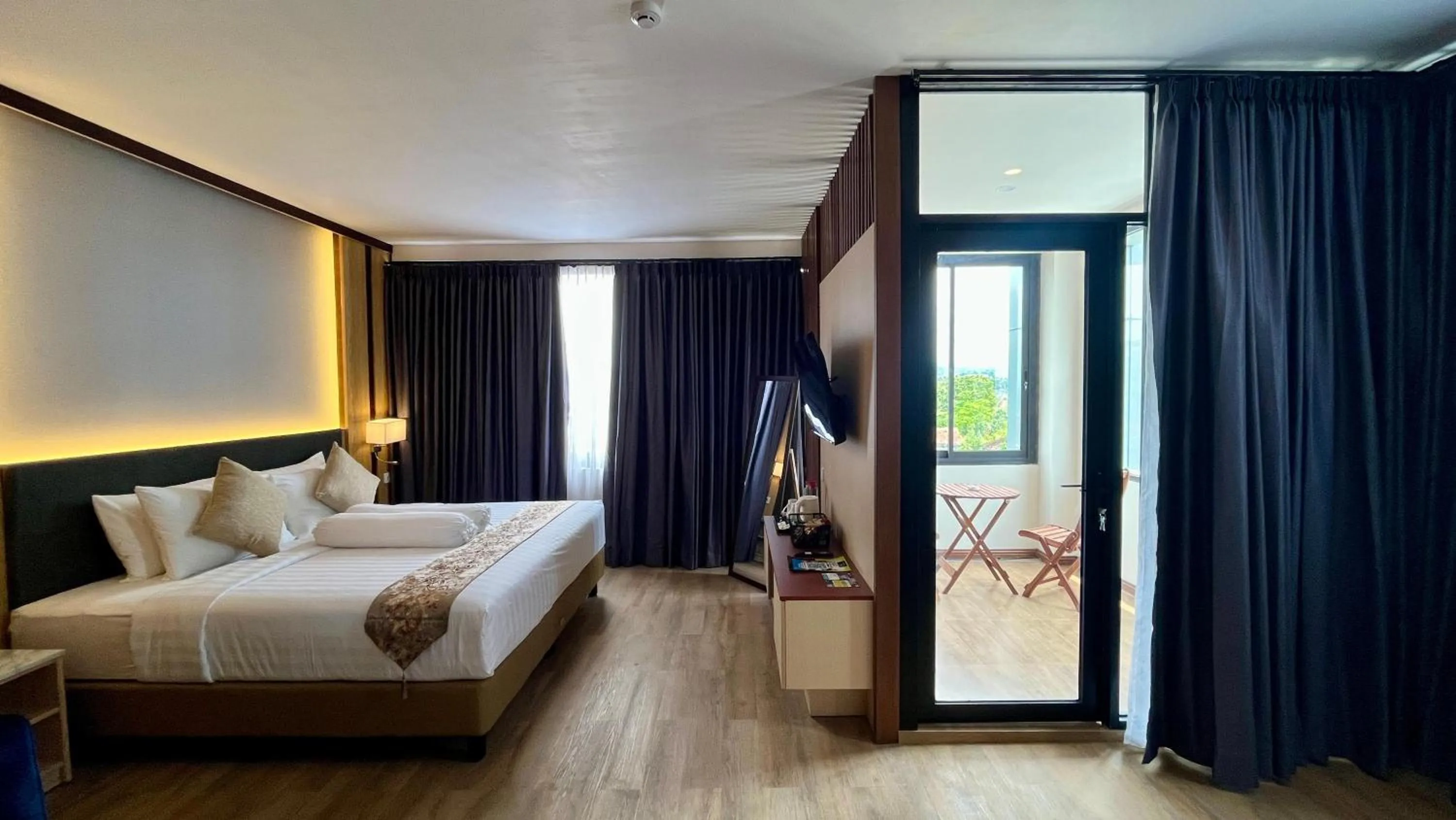 Bed in Front One Boutique Adria Boyolali