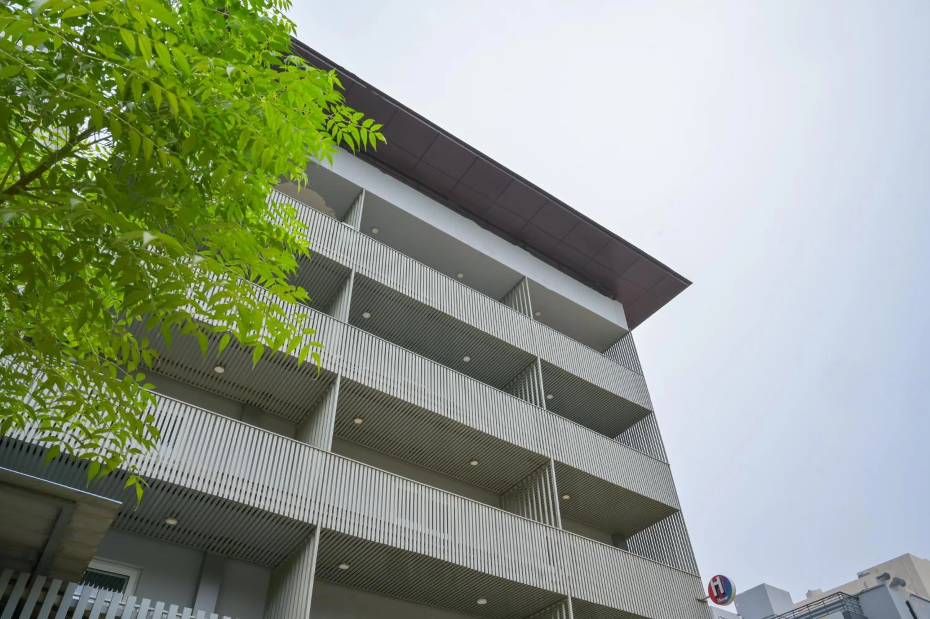 Property building in Housr Sector 28 Gurgaon Near IFFCO Chowk Metro Station
