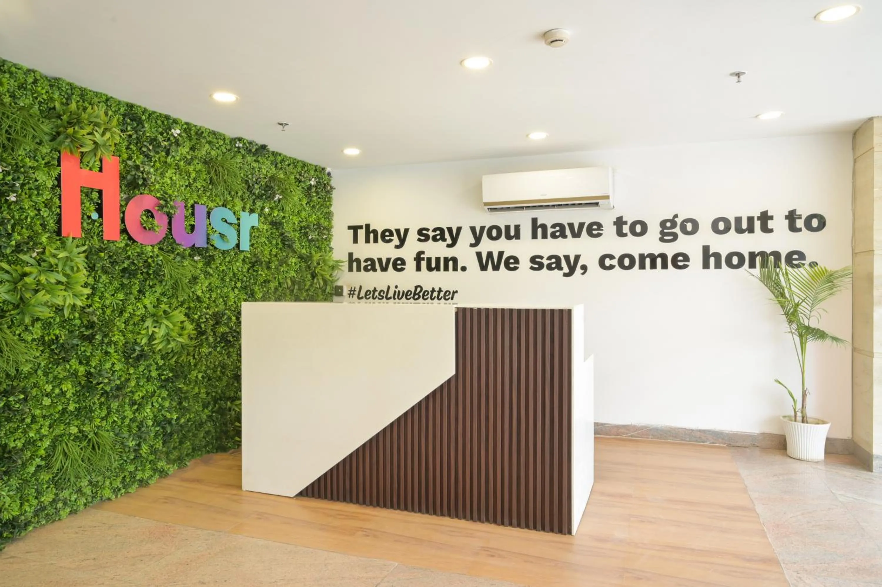 Lobby or reception in Housr Sector 28 Gurgaon Near IFFCO Chowk Metro Station