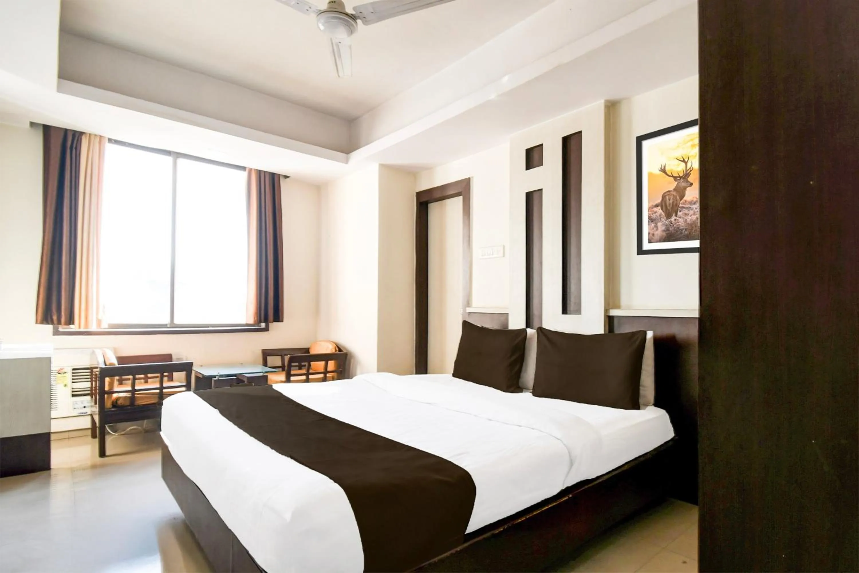 Bedroom, Bed in Hotel O Park Street Inn