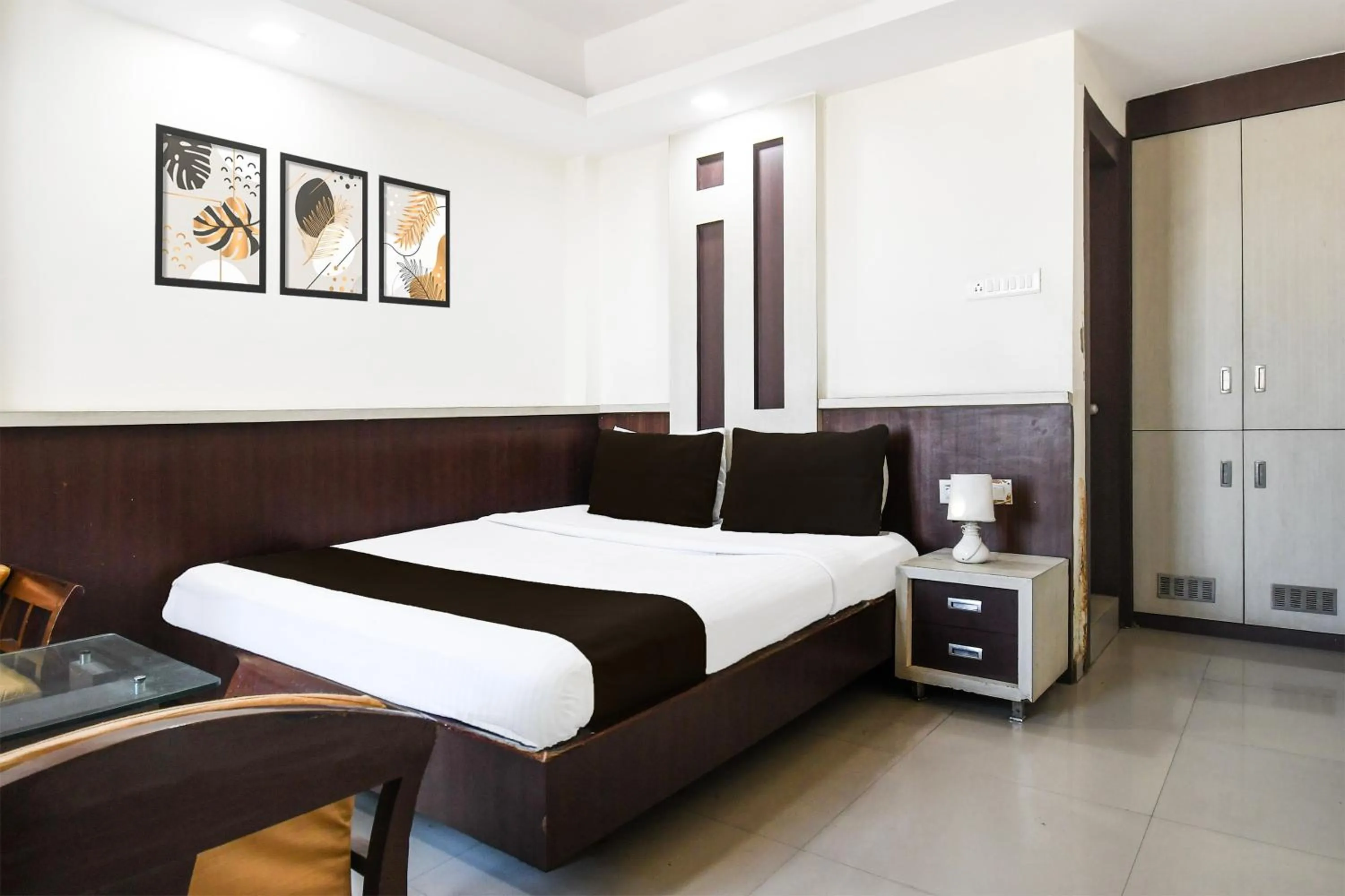 Bedroom, Bed in Hotel O Park Street Inn