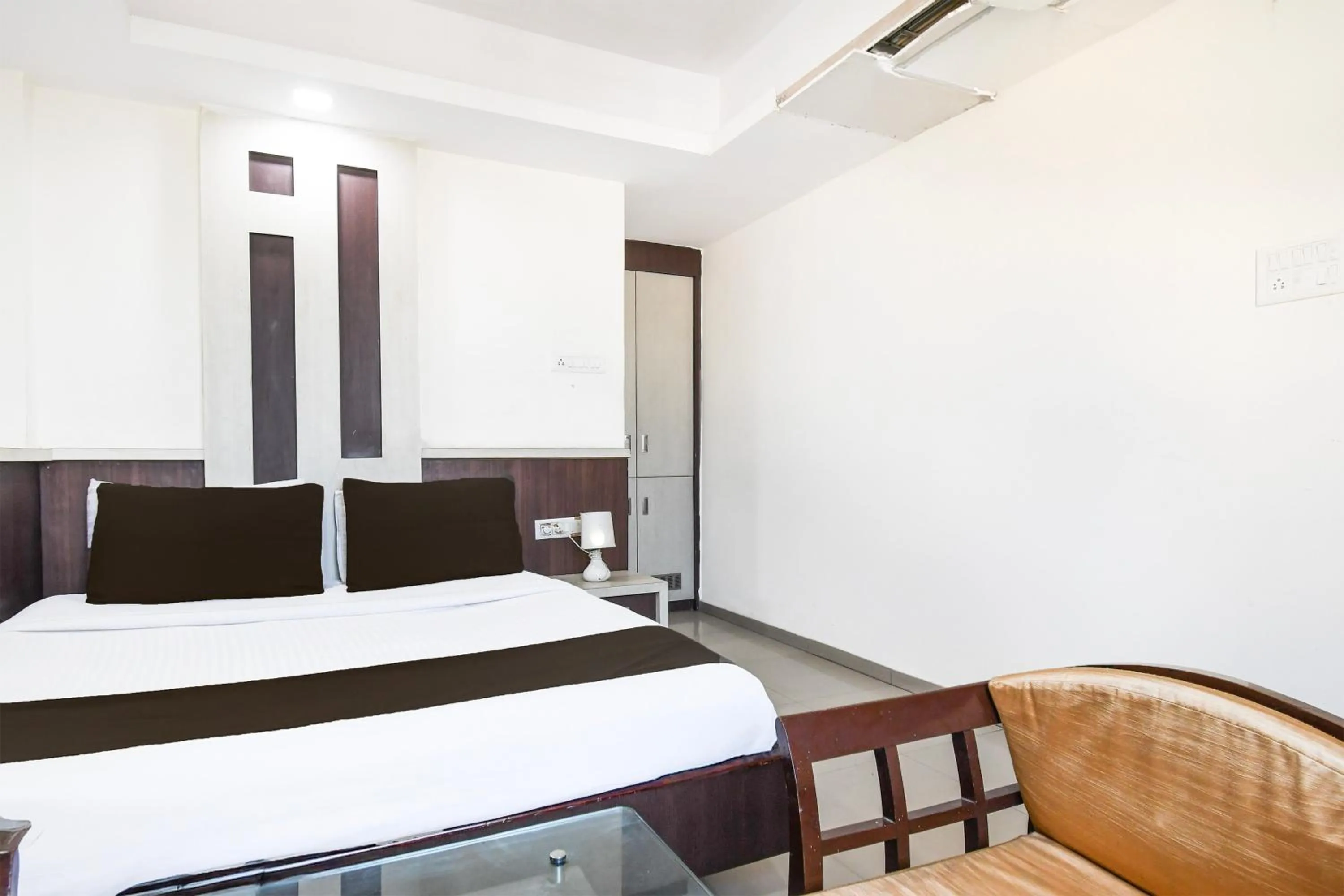 Bedroom, Bed in Hotel O Park Street Inn