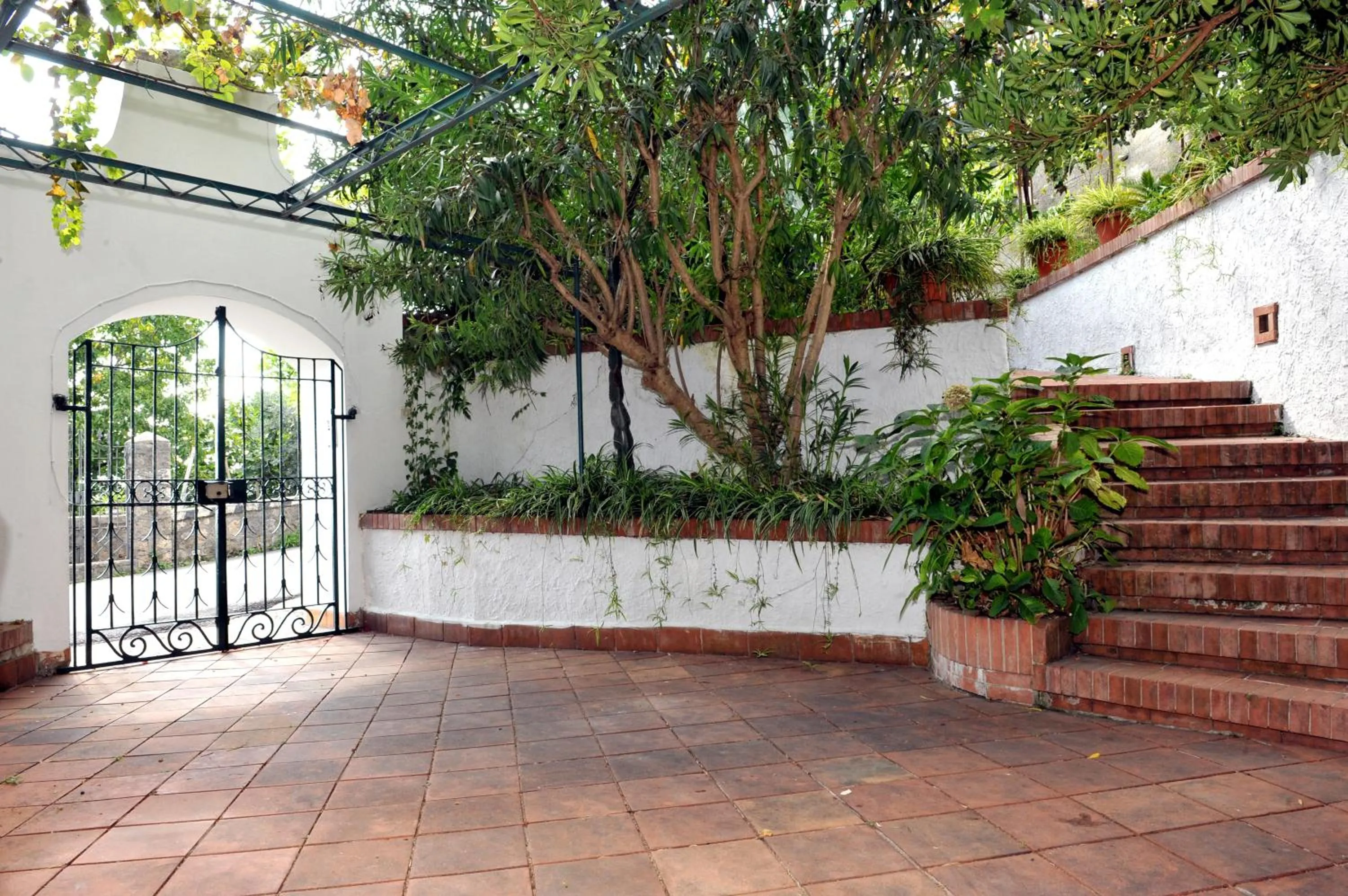 Facade/entrance in Residence Villa Giordano Amalfi Coast