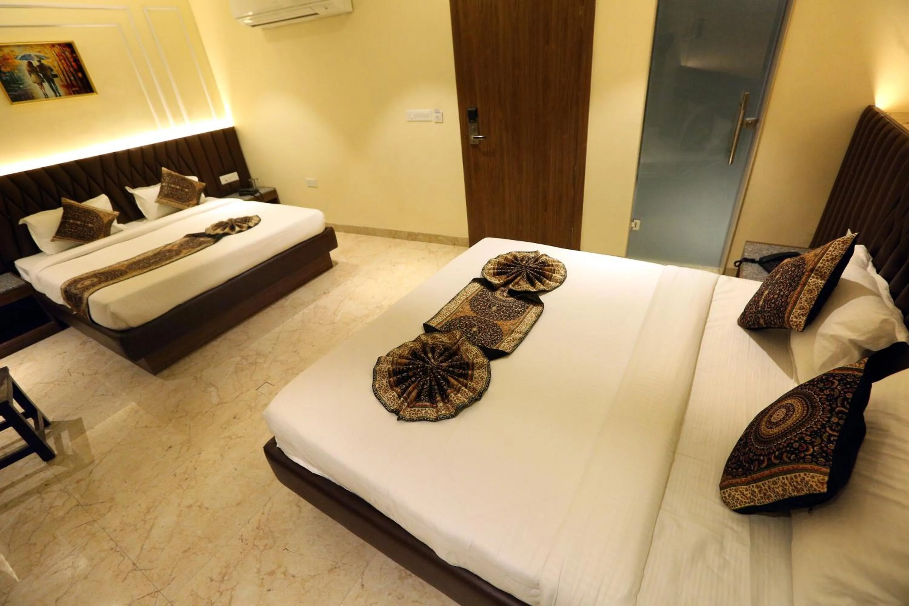Hotel GC Grand Inn By J R GROUP OF HOTELS